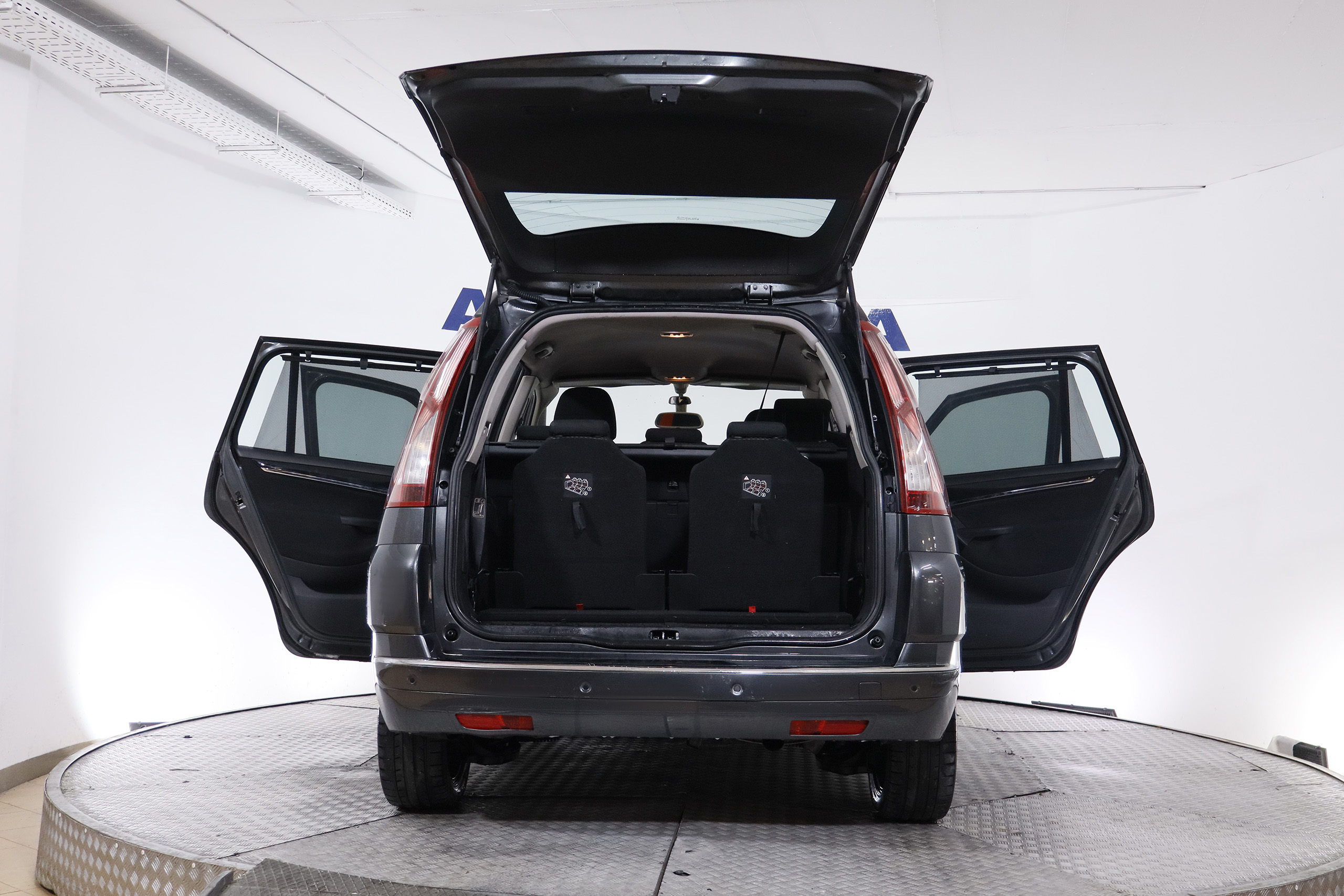 Citroen C4 Grand Picasso 1.6 HDI AUTO 112CV 7PLAZAS 5P # PARKTRONIC foto 13