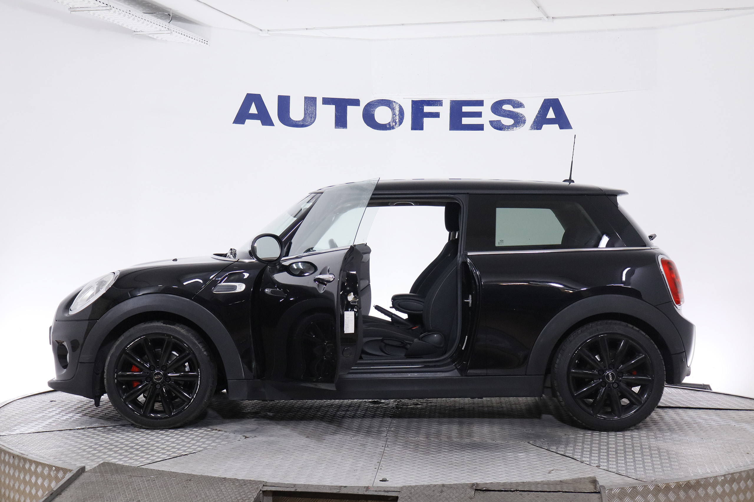 Mini Cooper D 1.5 115CV AUTO 3P S/S # PARKTRONIC foto 11