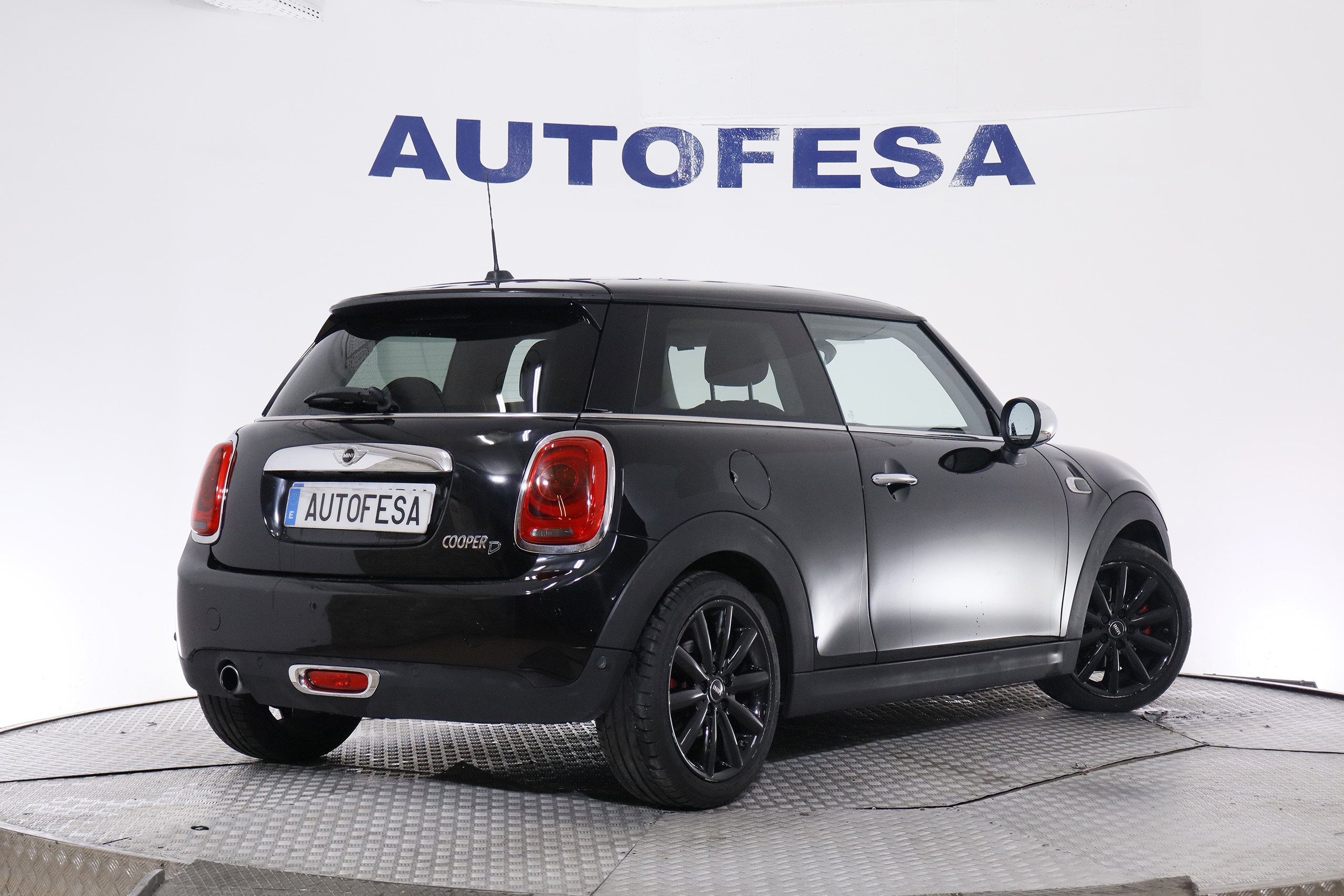 Mini Cooper D 1.5 115CV AUTO 3P S/S # PARKTRONIC foto 9