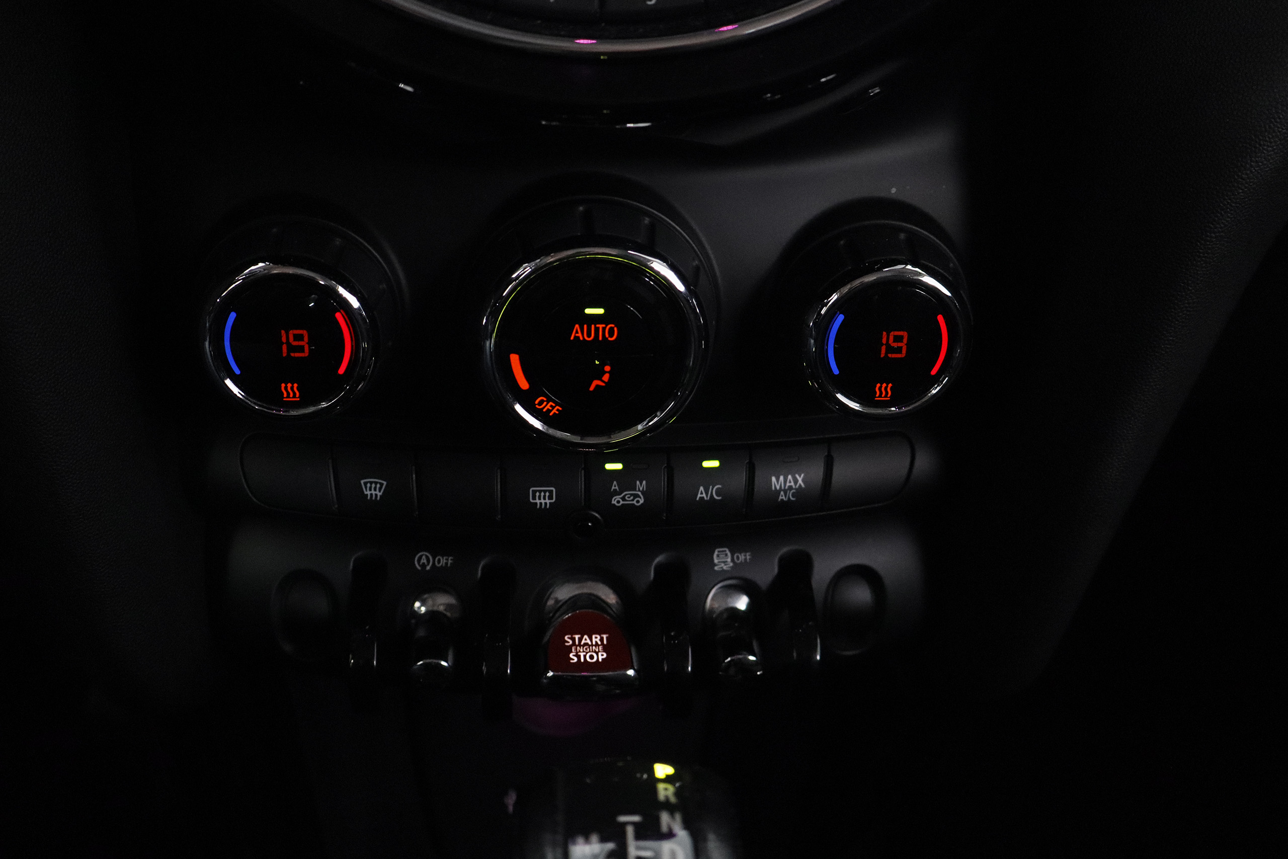 Mini Cooper D 1.5 115CV AUTO 3P S/S # PARKTRONIC foto 19