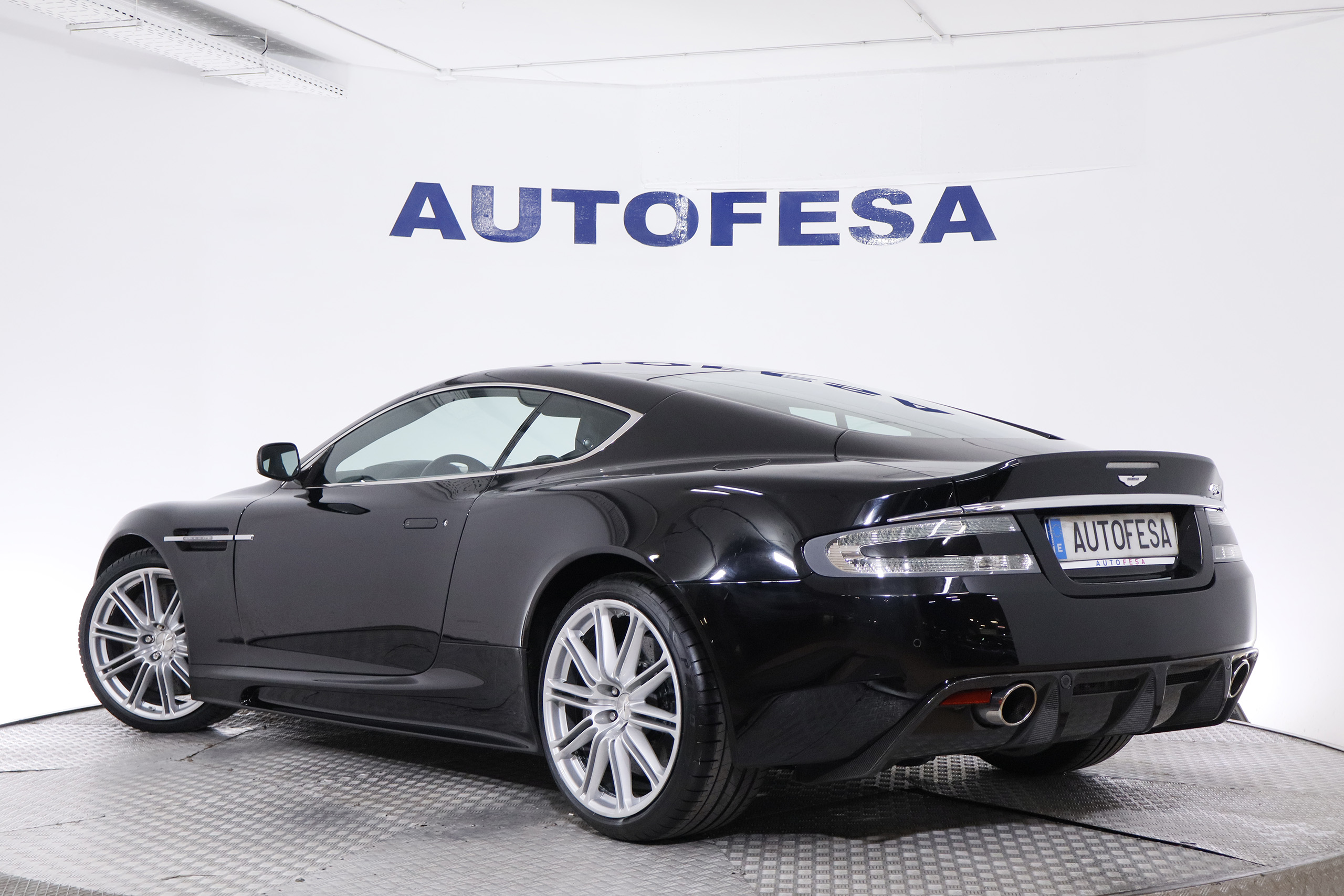 Aston Martin DBS DBS COUPE CASINO ROYALE MANUAL 6.0 V12 511CV 2P # NAVY, PARKTRONIC foto 6