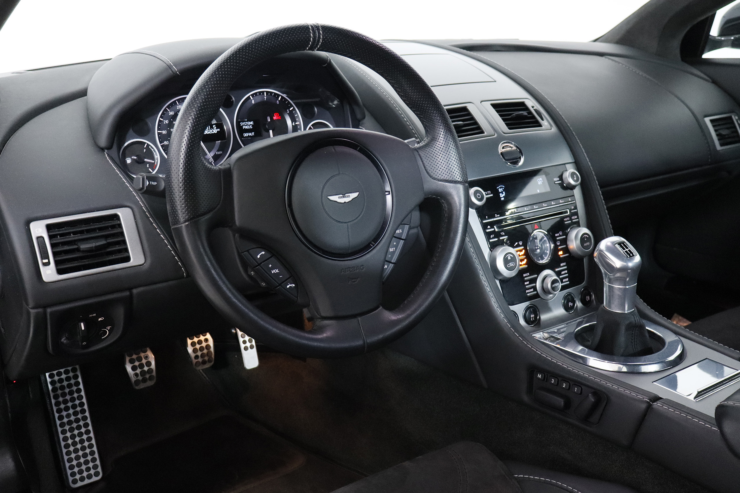 Aston Martin DBS DBS COUPE CASINO ROYALE MANUAL 6.0 V12 511CV 2P # NAVY, PARKTRONIC foto 11