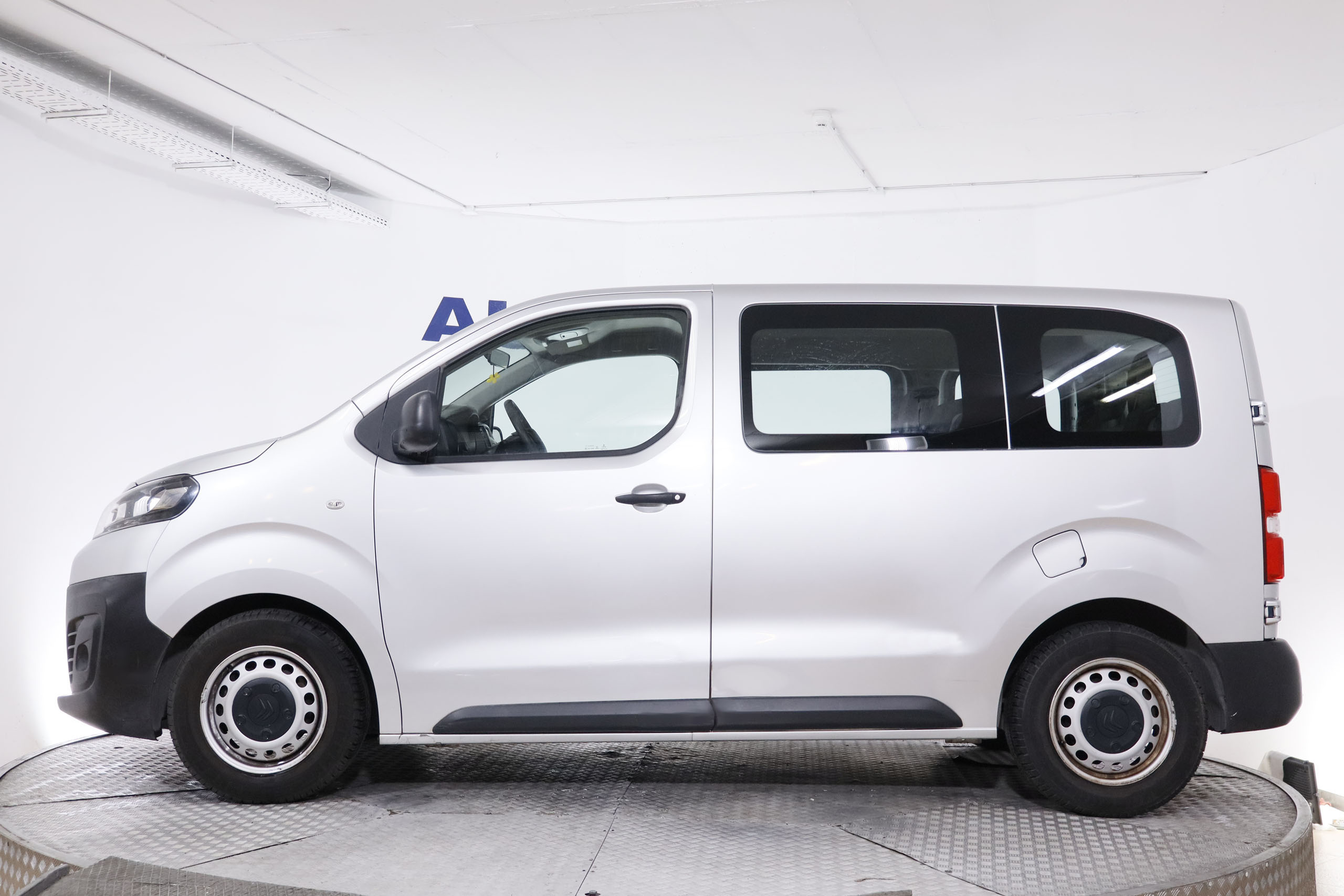 Citroen Jumpy JUMPY XS 1.5 BLUEHDI 115CV 9 PLAZAS 4P # PARKTRONIC foto 5