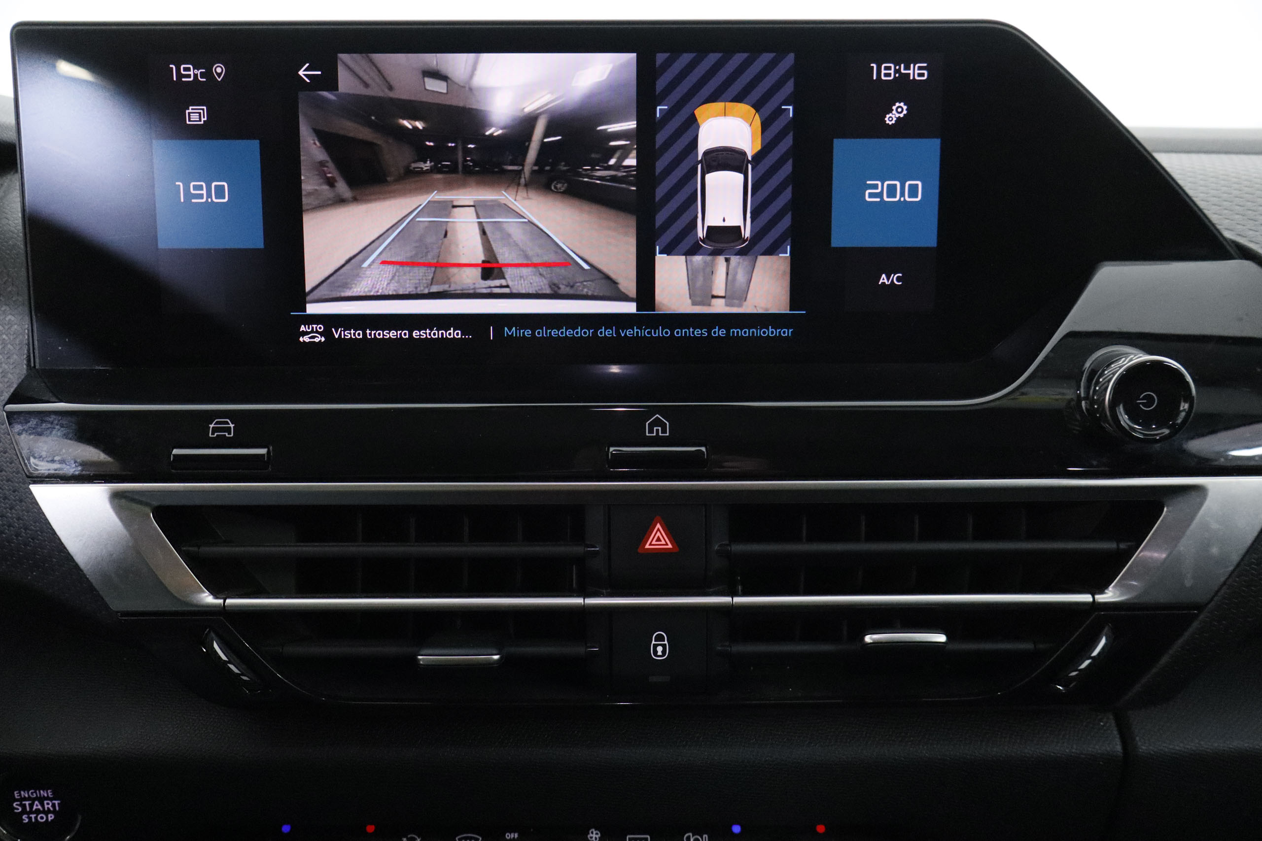 Citroen C4 1.2 PURETECH SHINE 130CV 5P # NAVY,FAROS LED,PARKTRONIC,CAMARA TRASERA,HEAD UP DISPLAY foto 19