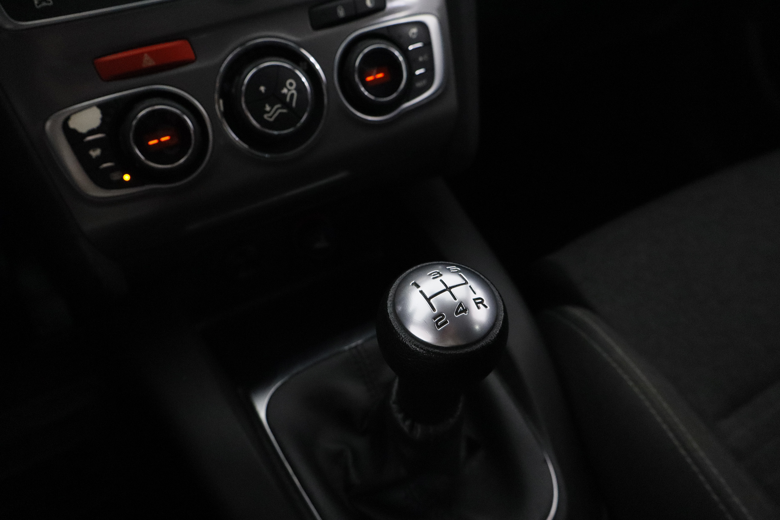 Citroen C4 1.6 BLUEHDI 100CV FEEL EDITION 5P # PARKTRONIC, BLUETOOTH foto 18