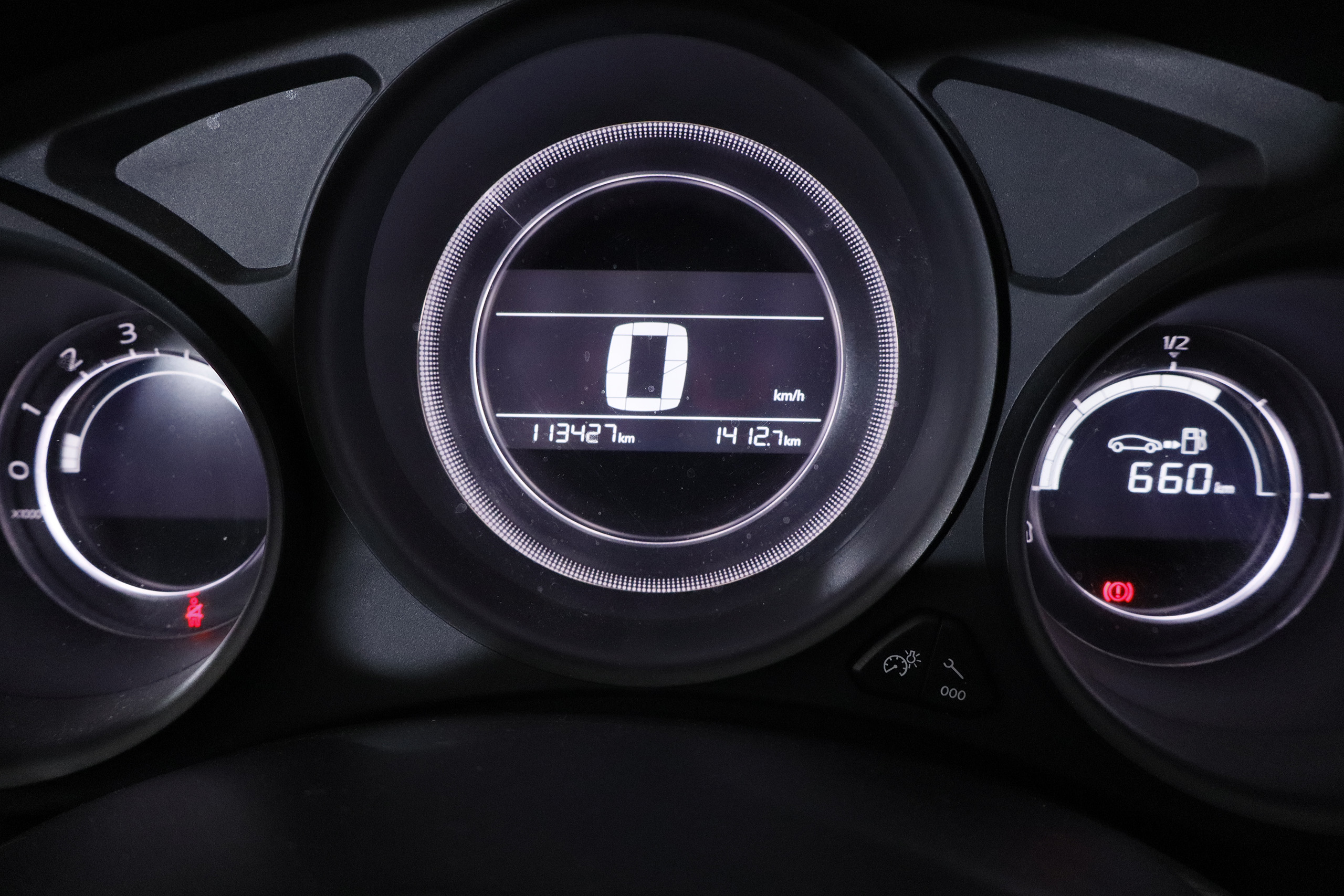 Citroen C4 1.6 BLUEHDI 100CV FEEL EDITION 5P # PARKTRONIC, BLUETOOTH foto 17