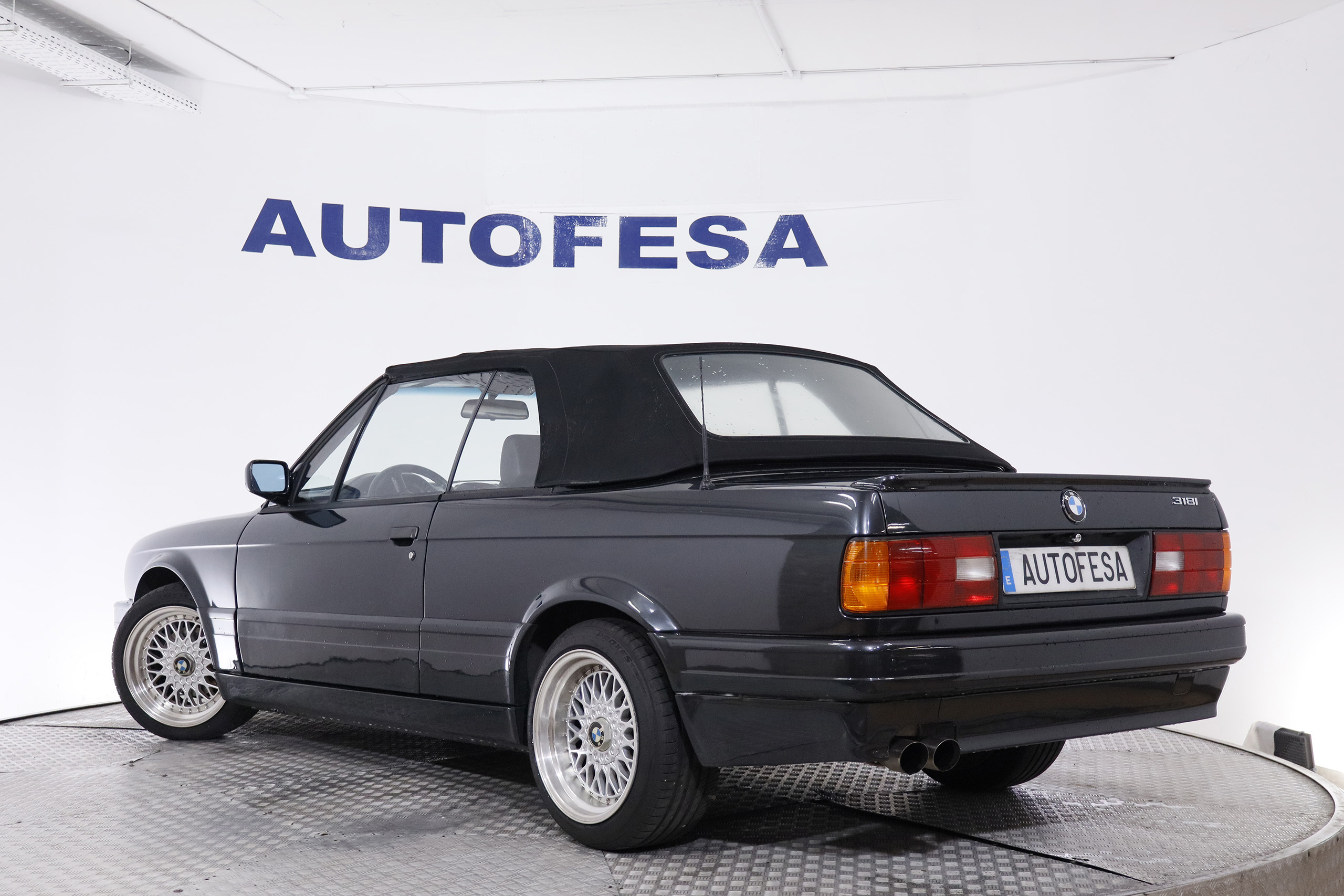 BMW 318 I CABRIO 112CV 2P PLACA HISTORICA # CUERO foto 10
