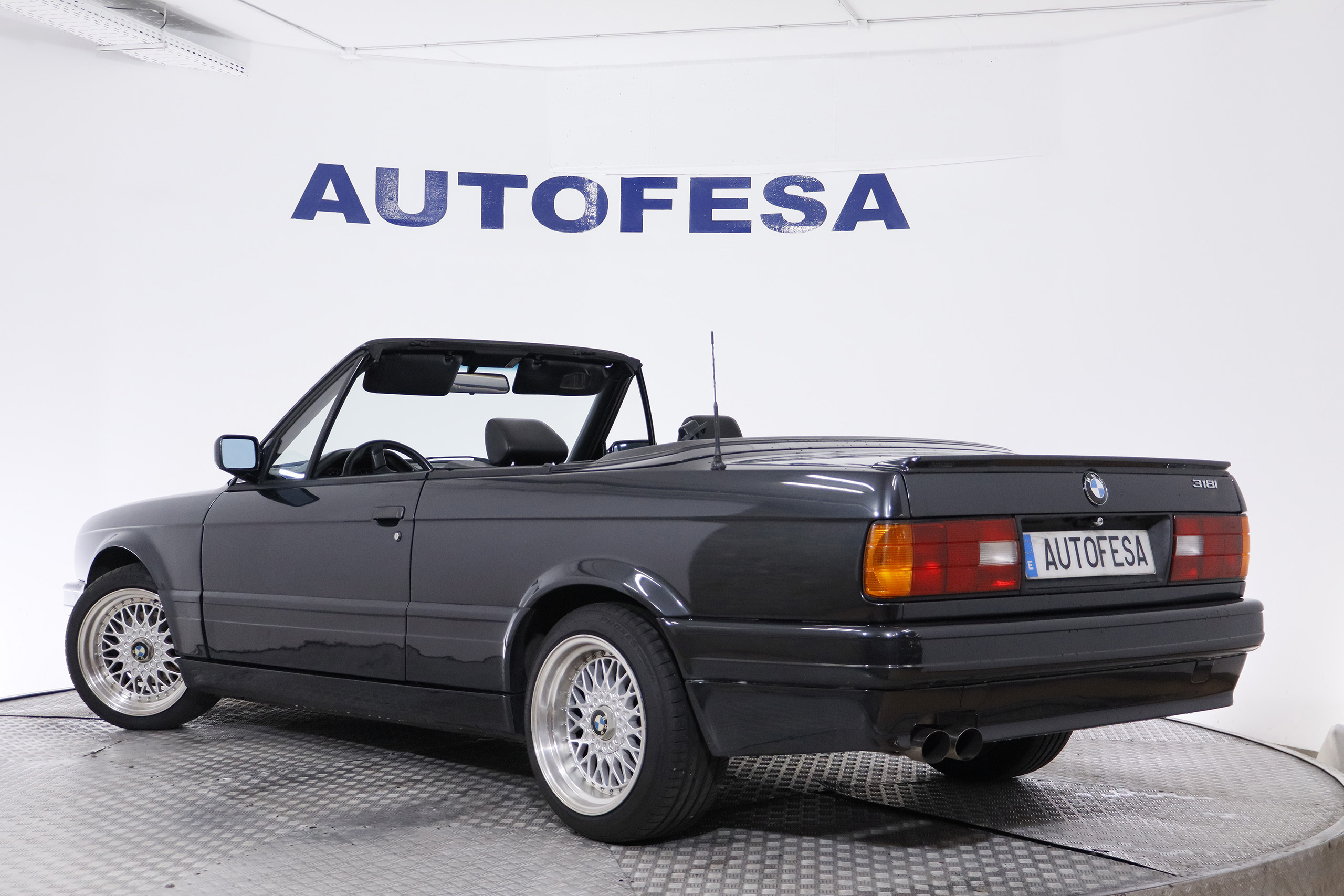 BMW 318 I CABRIO 112CV 2P PLACA HISTORICA # CUERO foto 9