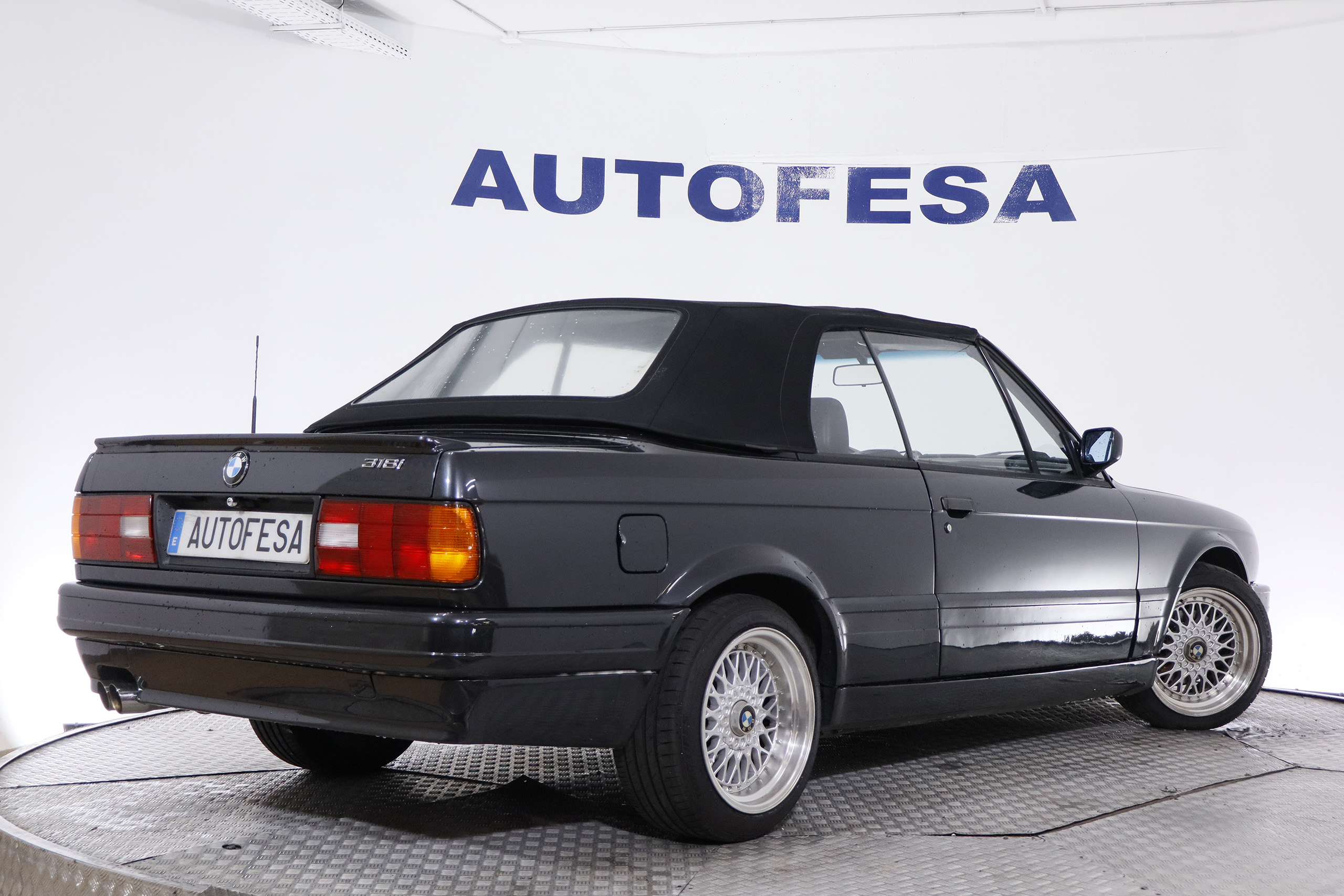BMW 318 I CABRIO 112CV 2P PLACA HISTORICA # CUERO foto 13