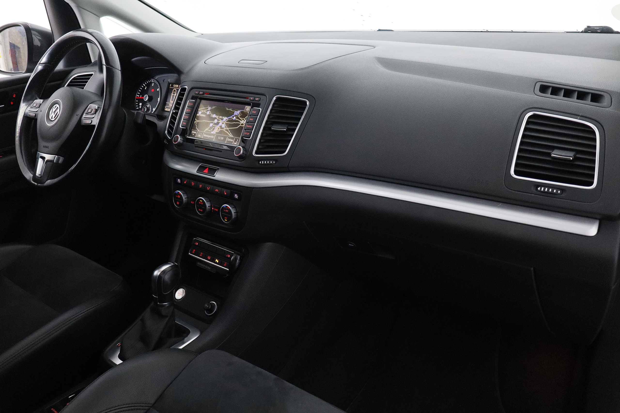 Volkswagen Sharan 2.0 TDI 177CV ASG 7PLAZAS AUTO SPORT 5P S/S # IVA DEDUCIBLE, TECHO ELE PANORAMICO, NAVY foto 17