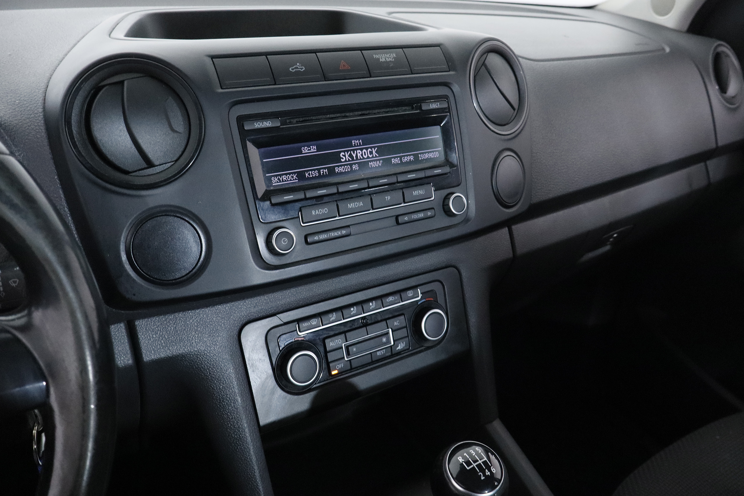 Volkswagen Amarok 2.0 TDI DOBLE CABINA 122CV 4MOTION TRENDLINE 4P # BLUETOOTH foto 19