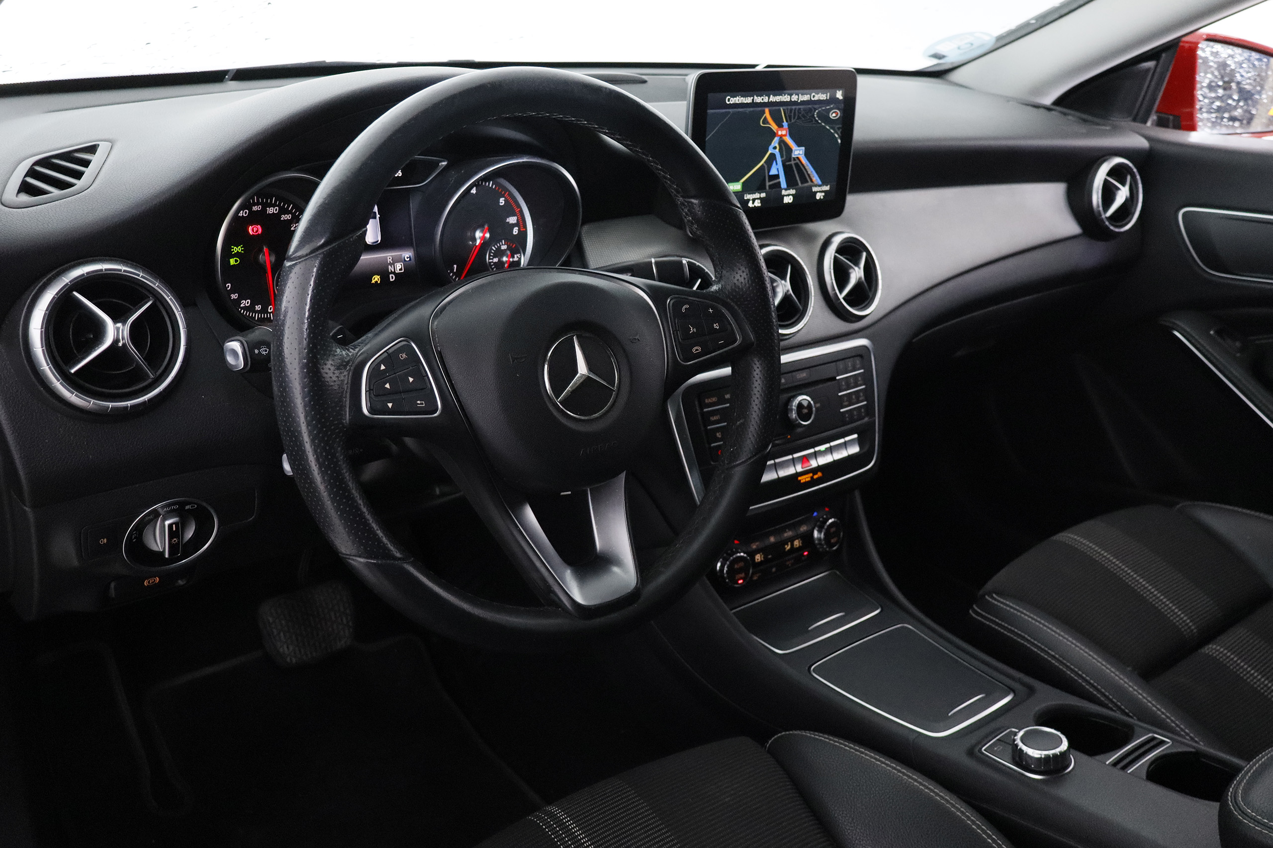 Mercedes-benz Cla 200 CLASE CLA 200D URBAN SHOOTING BRAKE 7G-DCT 136CV AUTO 5P S/S # NAVY, FAROS LED, PARKTRONIC foto 14