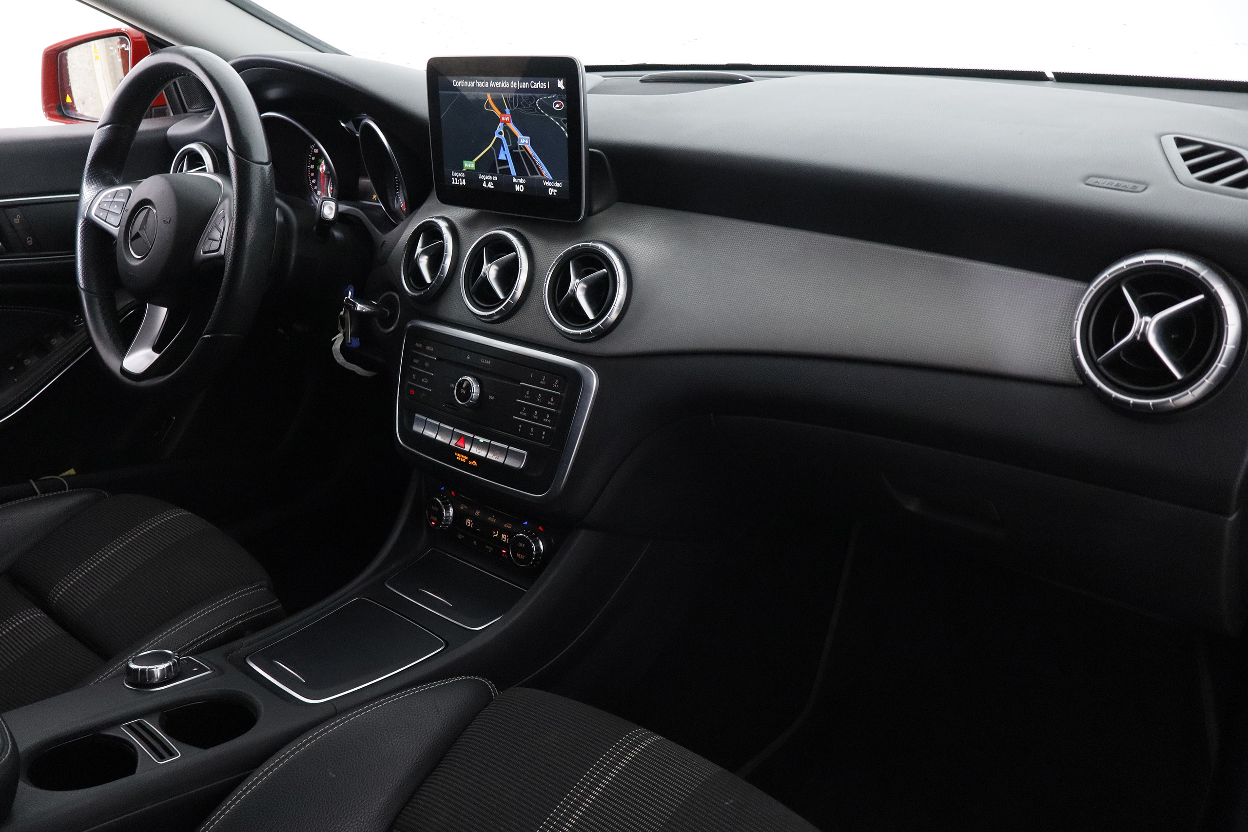 Mercedes-benz Cla 200 CLASE CLA 200D URBAN SHOOTING BRAKE 7G-DCT 136CV AUTO 5P S/S # NAVY, FAROS LED, PARKTRONIC foto 15