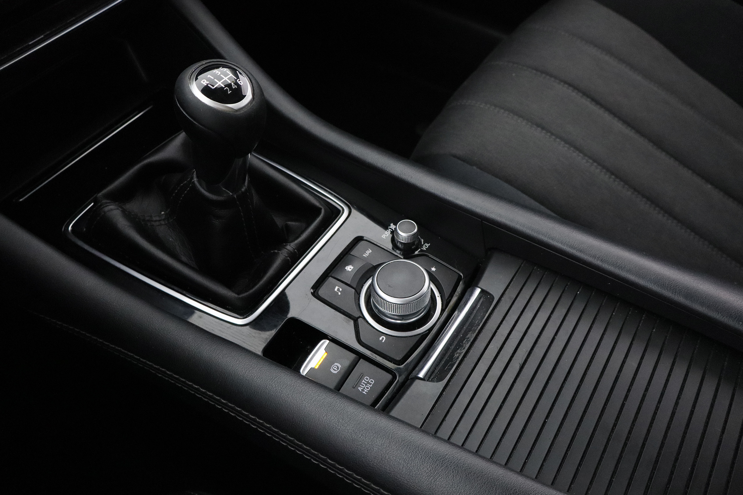 Mazda 6 WAGON 2.2 SKYACTIVE EVOLUTION TECH 150CV 5P S/S foto 18