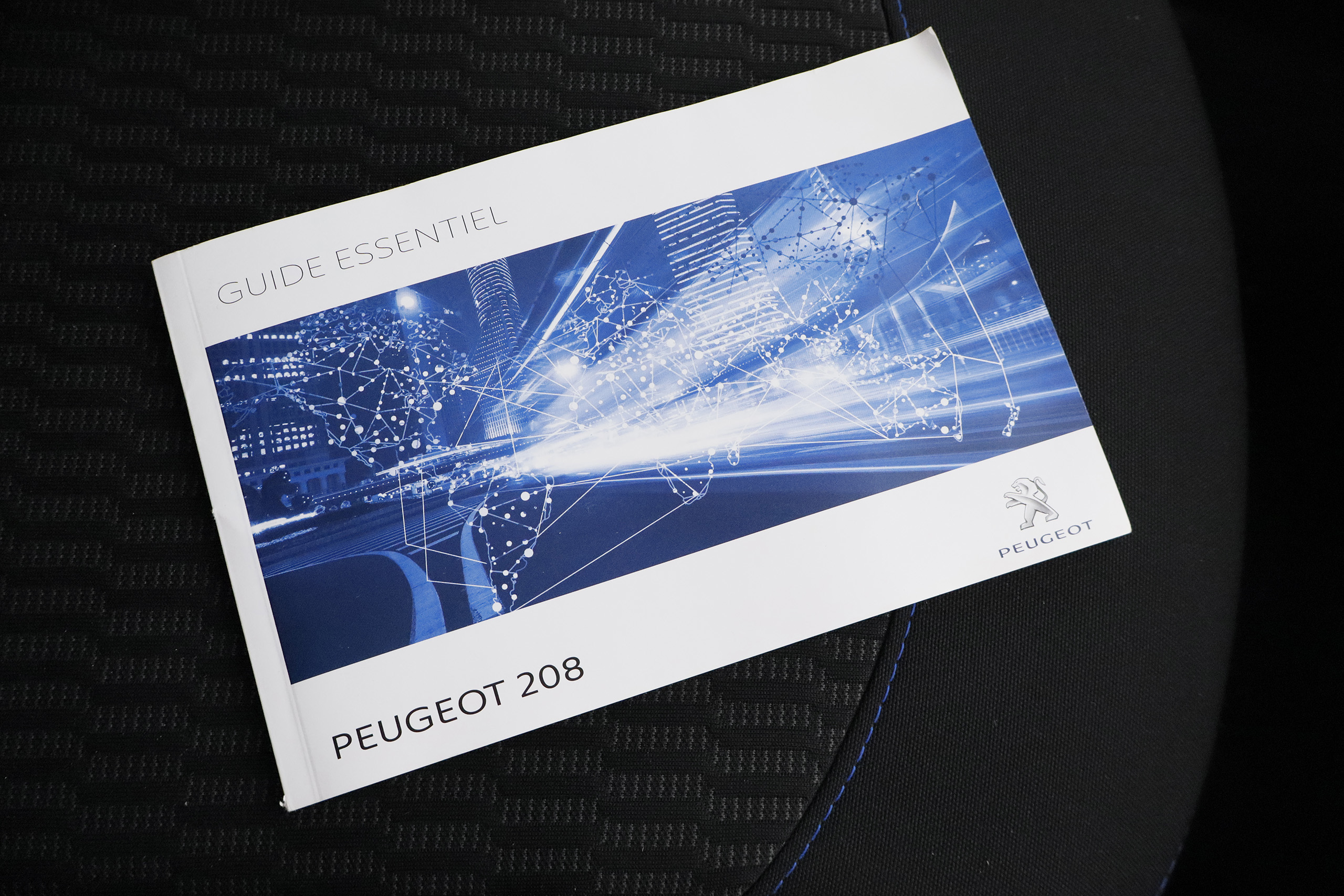 Peugeot 208 1.2 82CV SIGNATURE 5P S/S # PARKTRONIC, BLUETOOTH foto 23