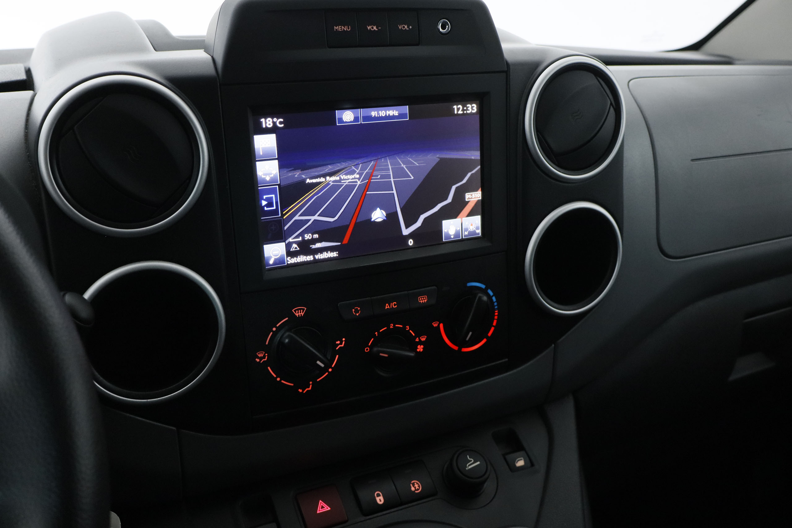 Peugeot Partner TEPEE 1.2 110CV STYLE 5P S/S # BLUETOOT, PARKTRONIC foto 19