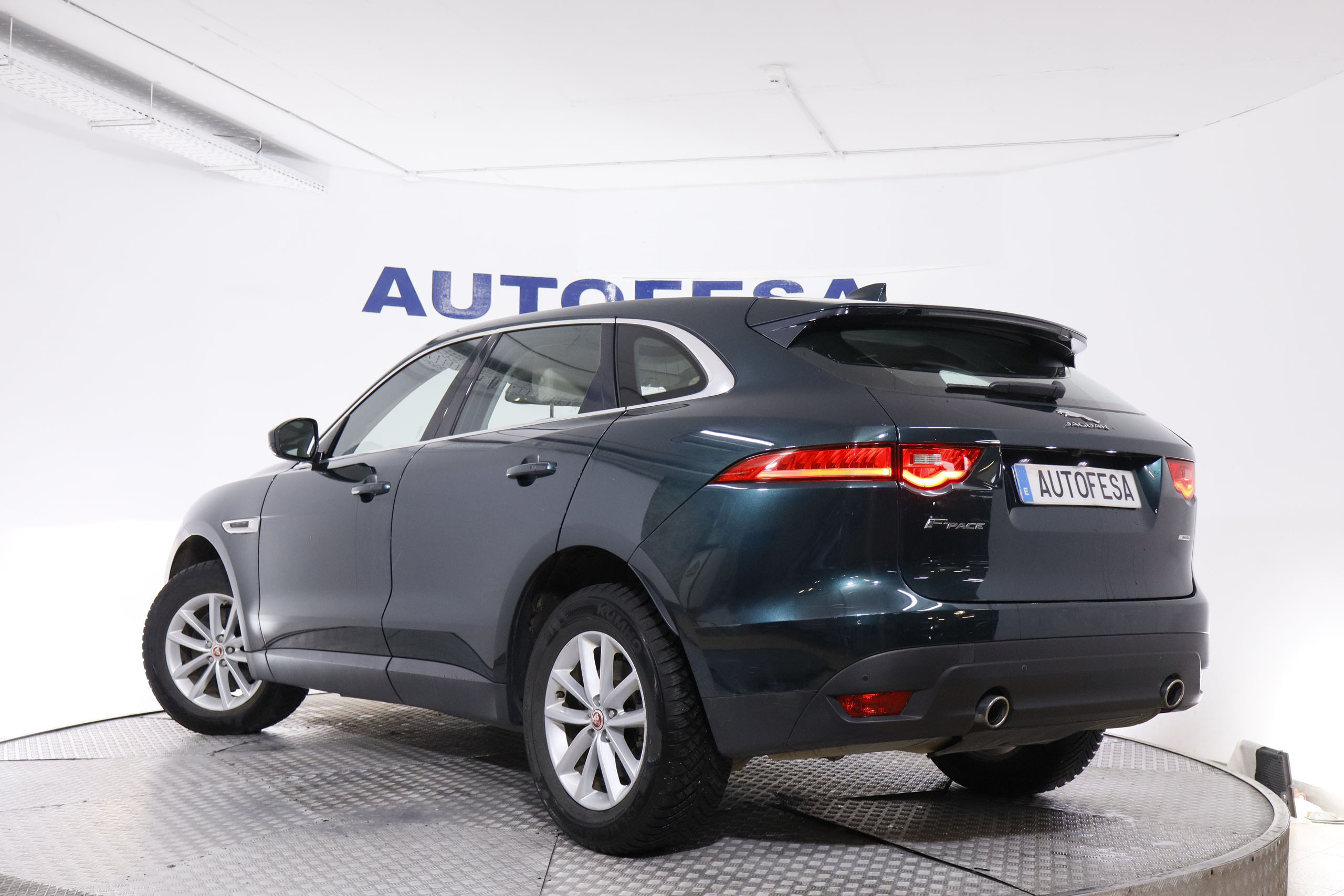 Jaguar F-pace 3.0D V6 300CV 4WD PORTFOLIO AUTO 5P S/S # TECHO ELE, NAVY, CUERO foto 6