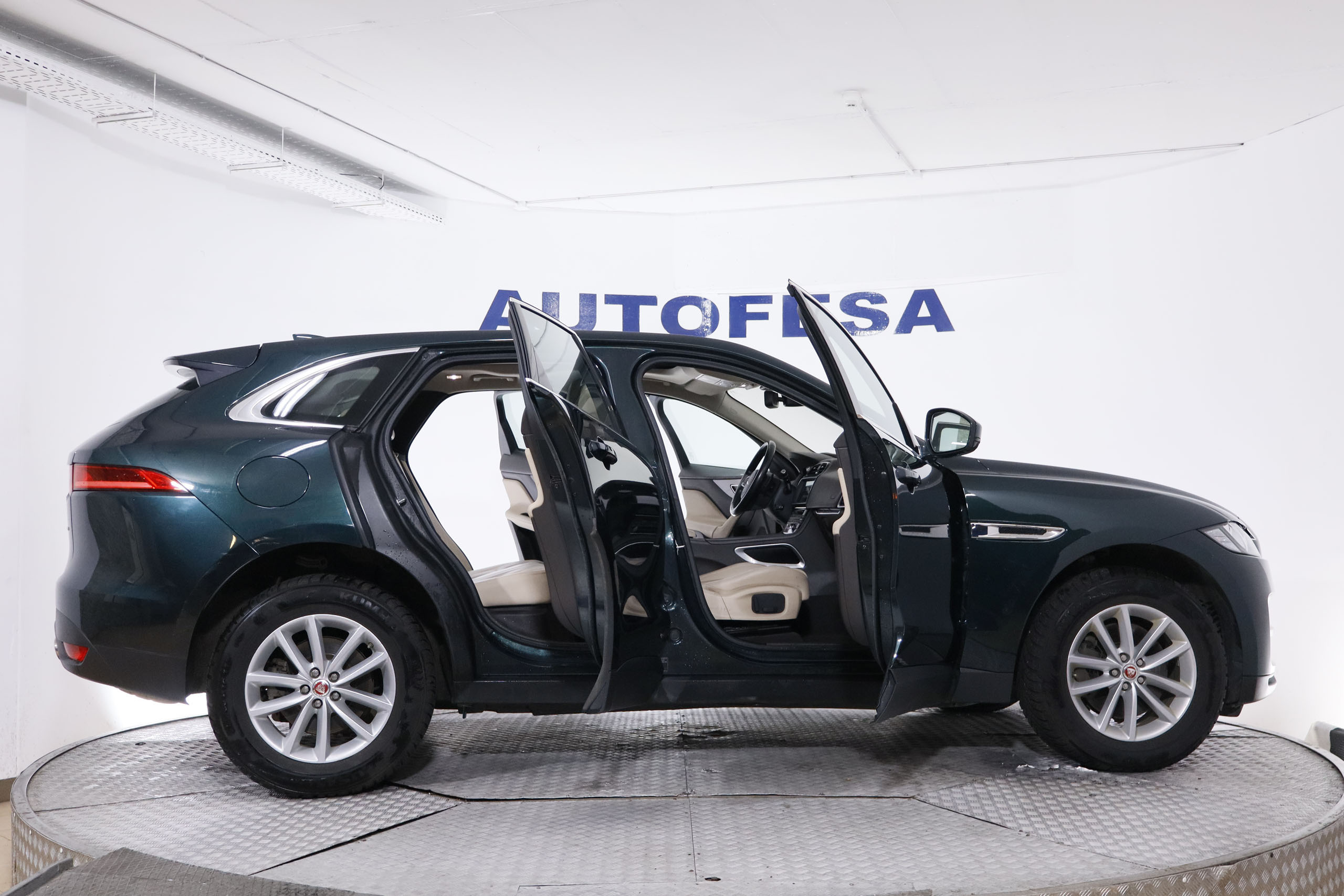 Jaguar F-pace 3.0D V6 300CV 4WD PORTFOLIO AUTO 5P S/S # TECHO ELE, NAVY, CUERO foto 11