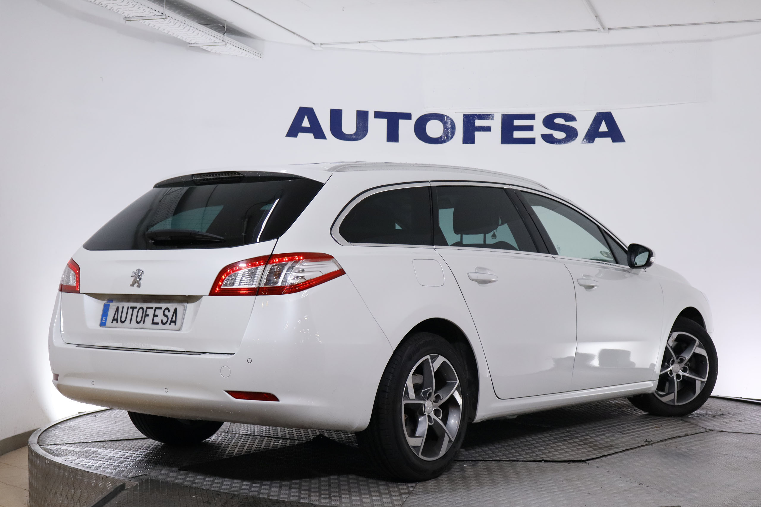Peugeot 508 SW 2.0 HDI 180CV ALLURE AUTO 5P S/S # TECHO PANORAMICO, NAVY foto 9