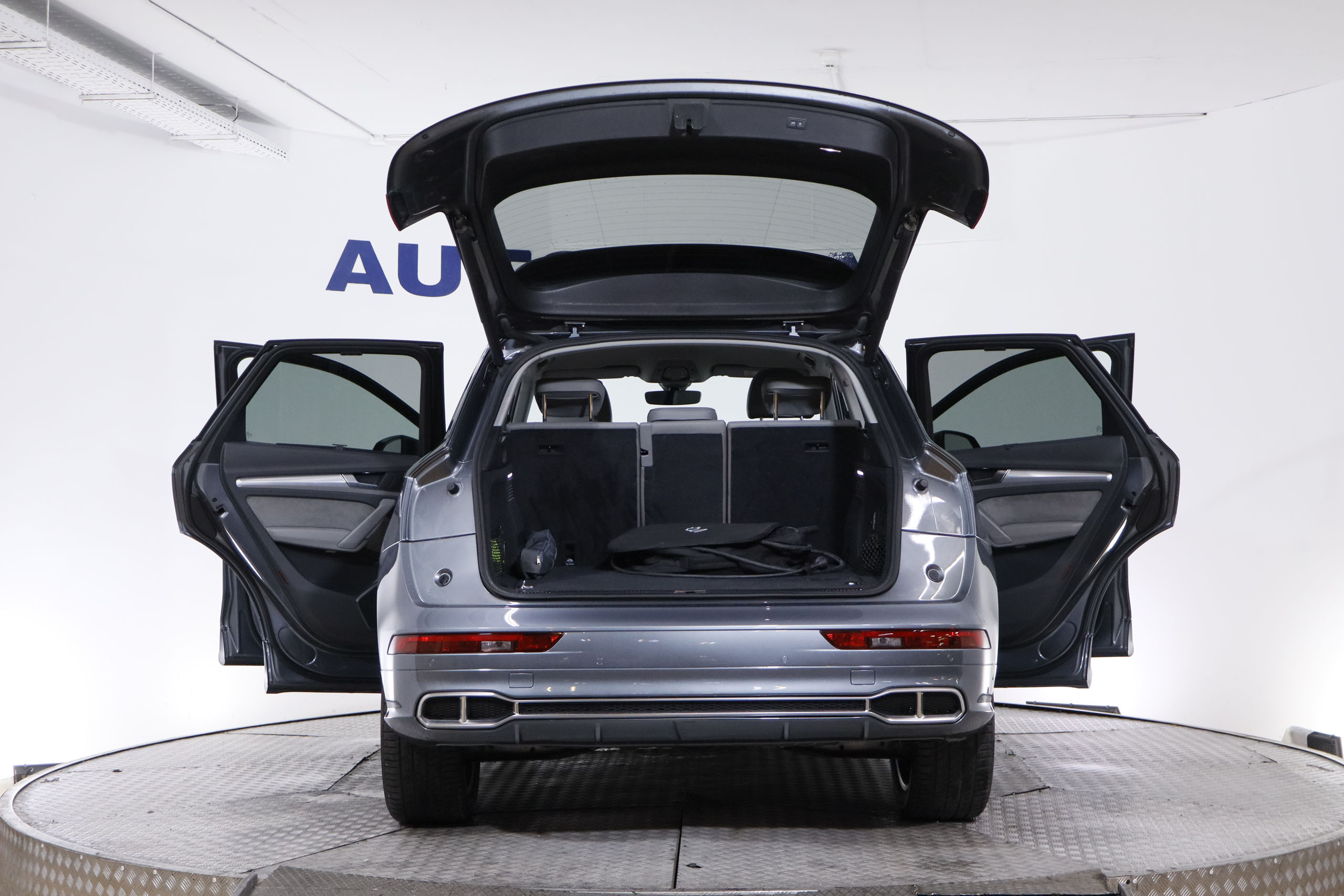 Audi Q5 S-LINE 55TFSI 299CV QUATTRO S TRONIC AUTO 5P # IVA DEDUCIBLE, NAVY, FAROS LED foto 13