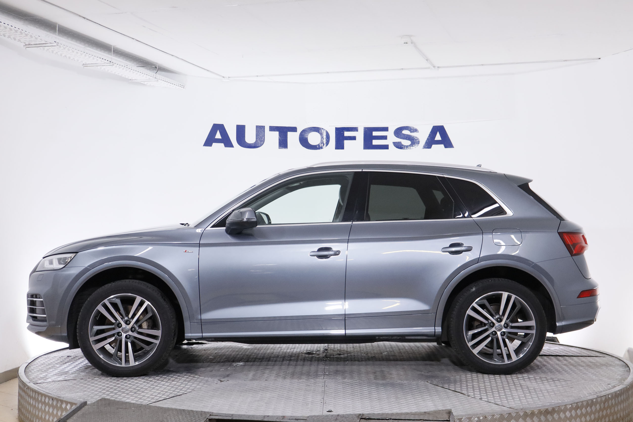 Audi Q5 S-LINE 55TFSI 299CV QUATTRO S TRONIC AUTO 5P # IVA DEDUCIBLE, NAVY, FAROS LED foto 5