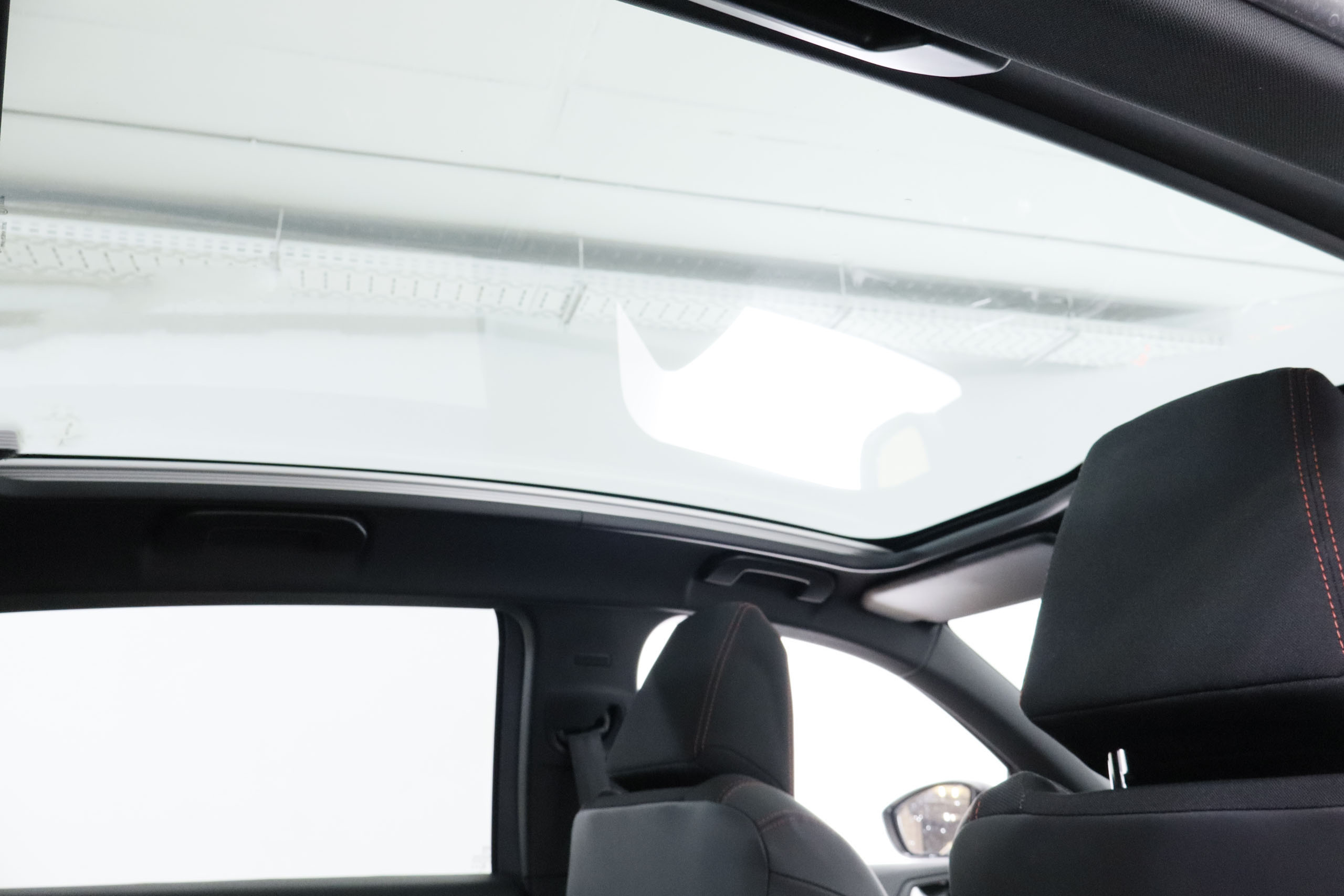 Peugeot 308 1.2 GT LINE 130CV 5P # TECHO PANORAMICO,NAVY,FAROS LED foto 13