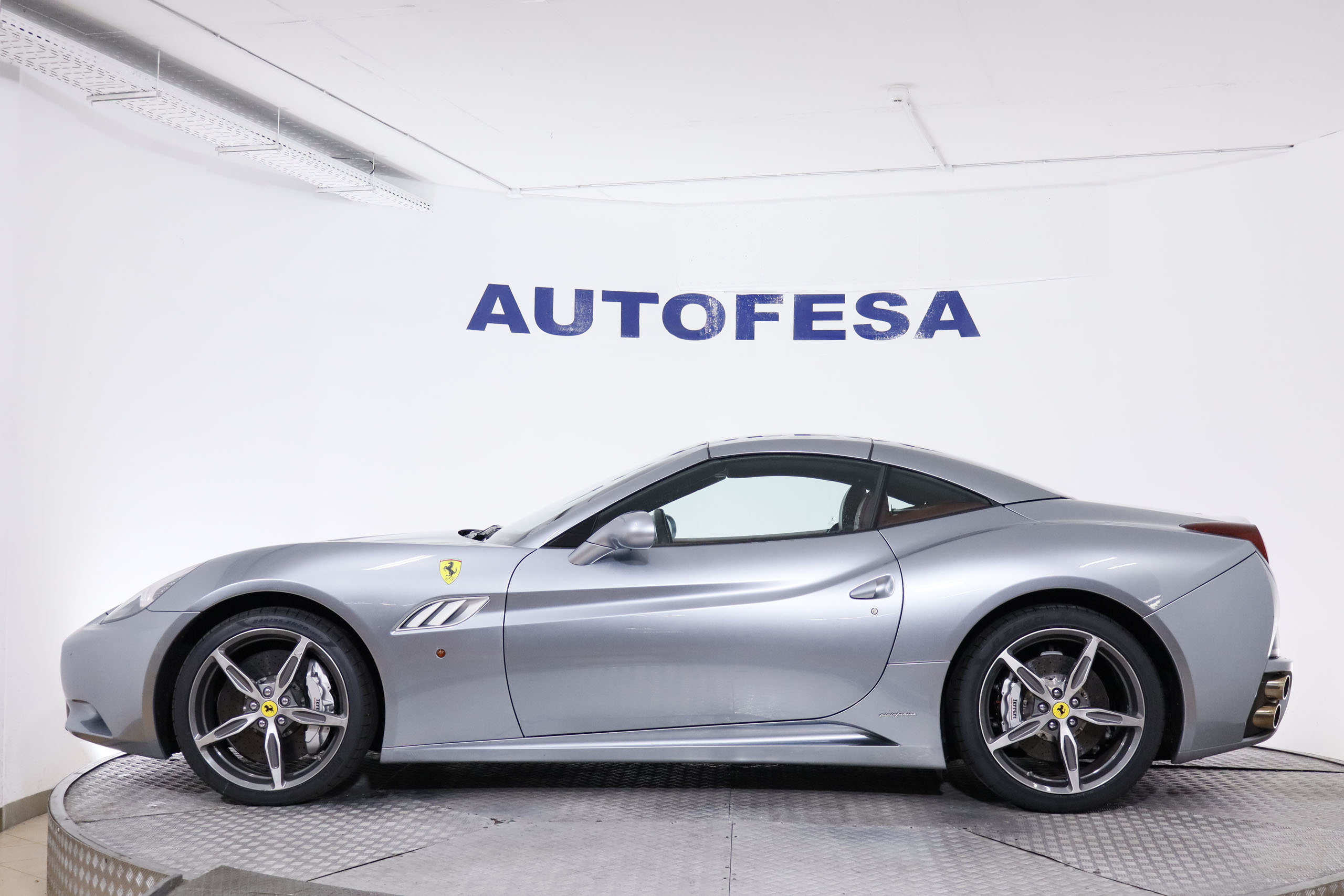 Ferrari CALIFORNIA 4.3 V8 AUTO 490CV 2P # NAVY,CUERO,BIXENON foto 7
