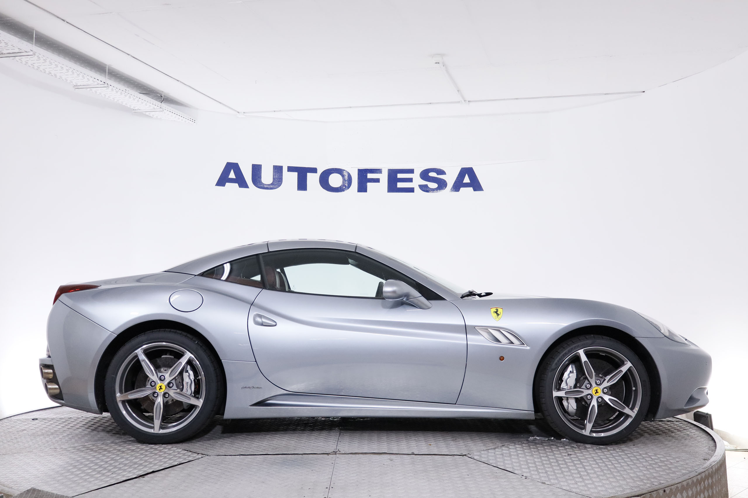 Ferrari CALIFORNIA 4.3 V8 AUTO 490CV 2P # NAVY,CUERO,BIXENON foto 15