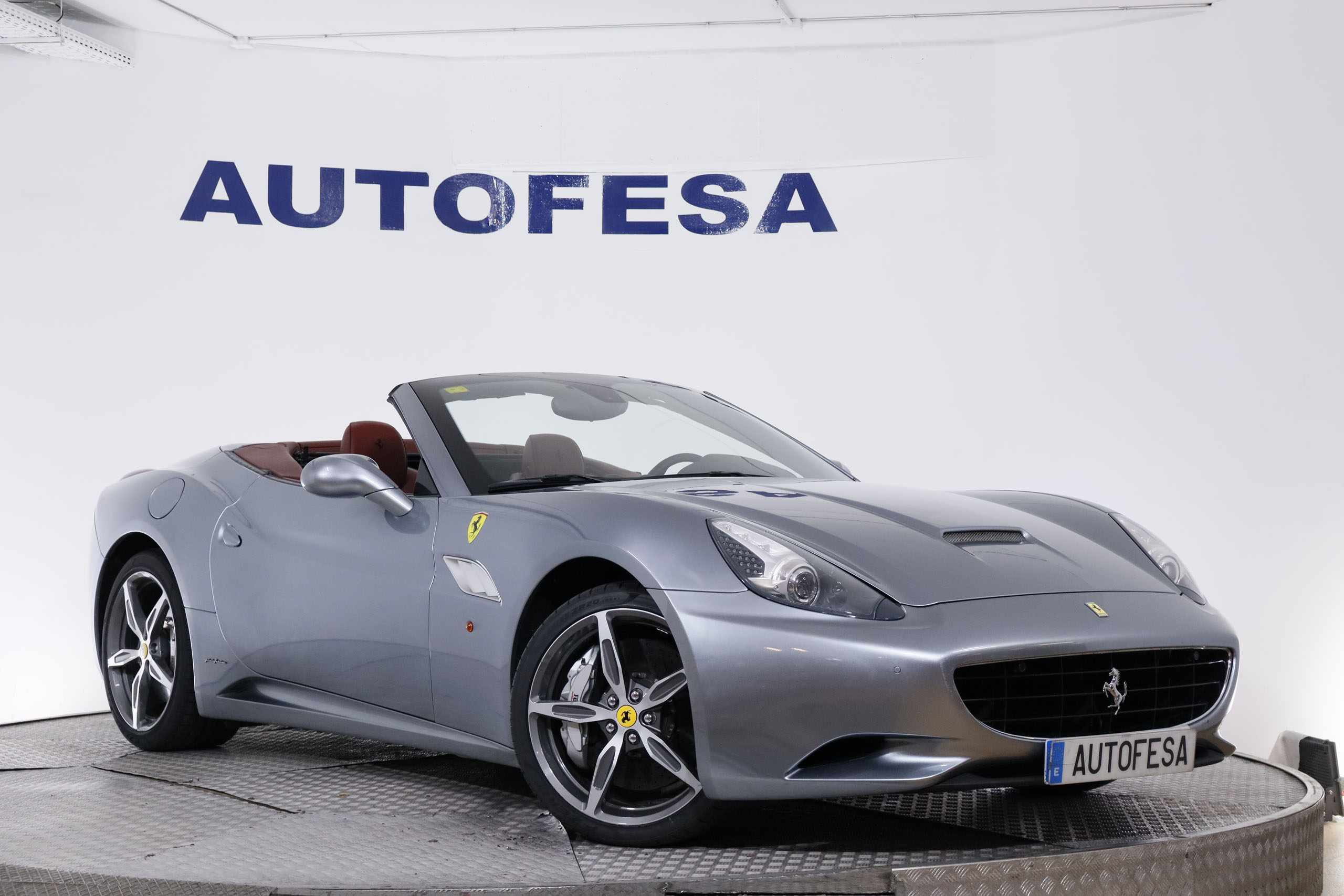 Ferrari CALIFORNIA 4.3 V8 AUTO 490CV 2P # NAVY,CUERO,BIXENON foto 5