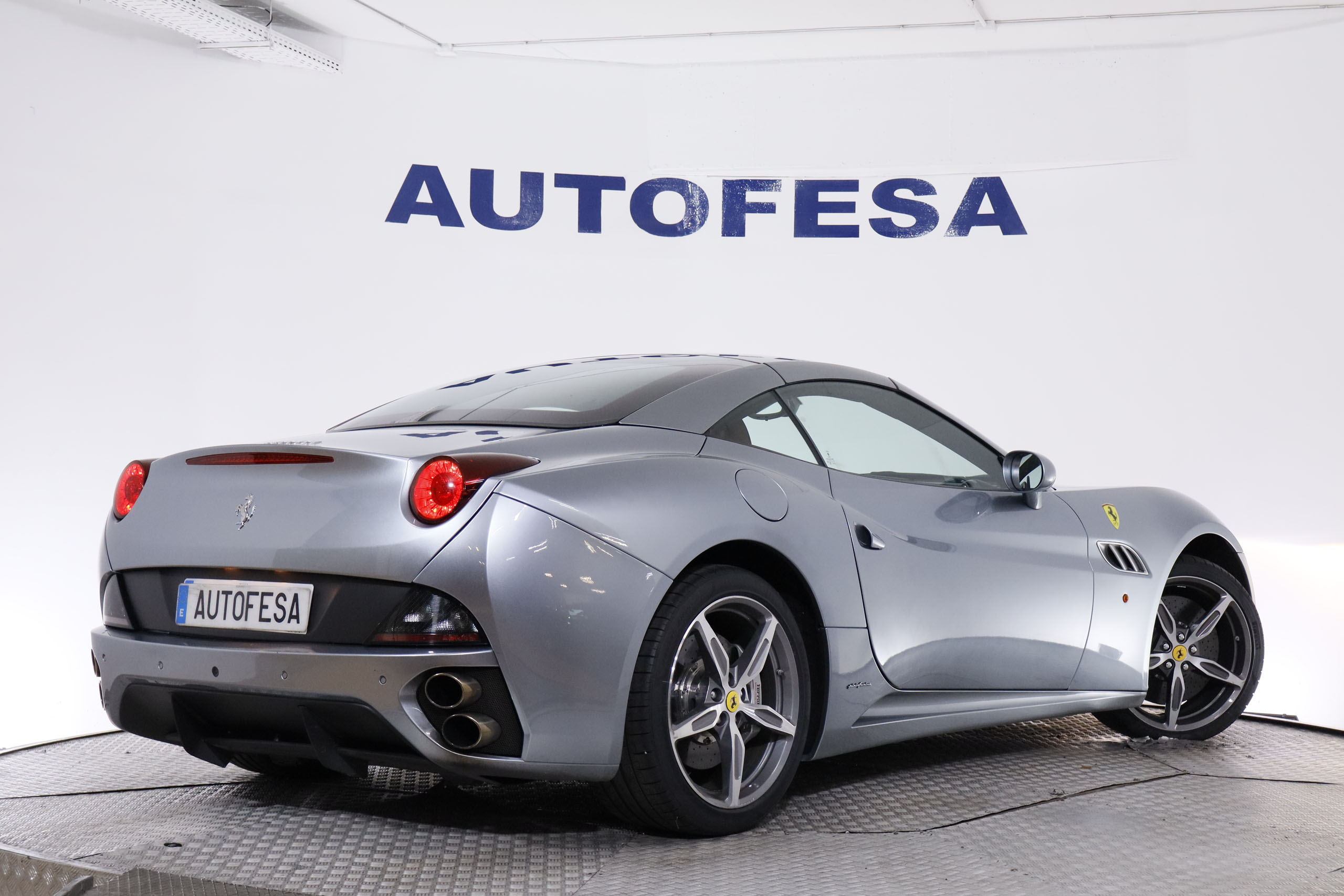 Ferrari CALIFORNIA 4.3 V8 AUTO 490CV 2P # NAVY,CUERO,BIXENON foto 10
