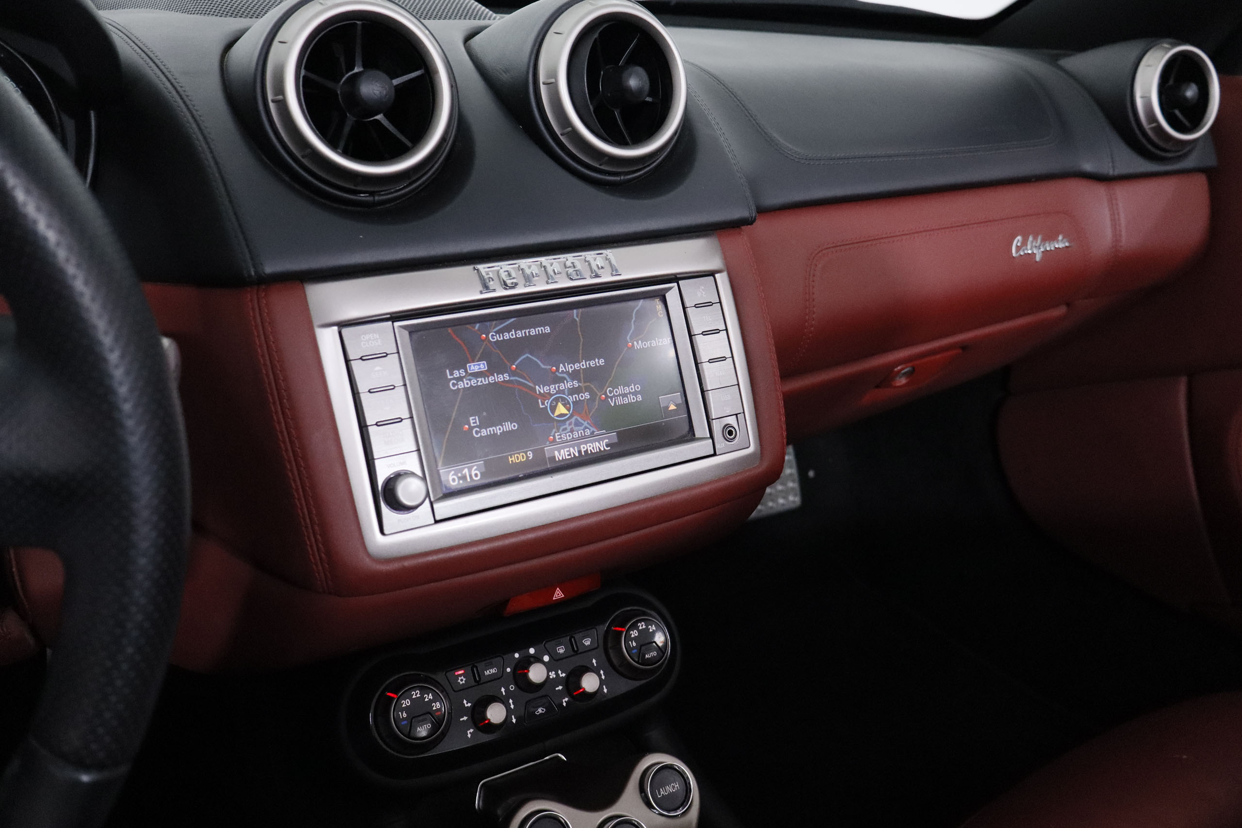 Ferrari CALIFORNIA 4.3 V8 AUTO 490CV 2P # NAVY,CUERO,BIXENON foto 22