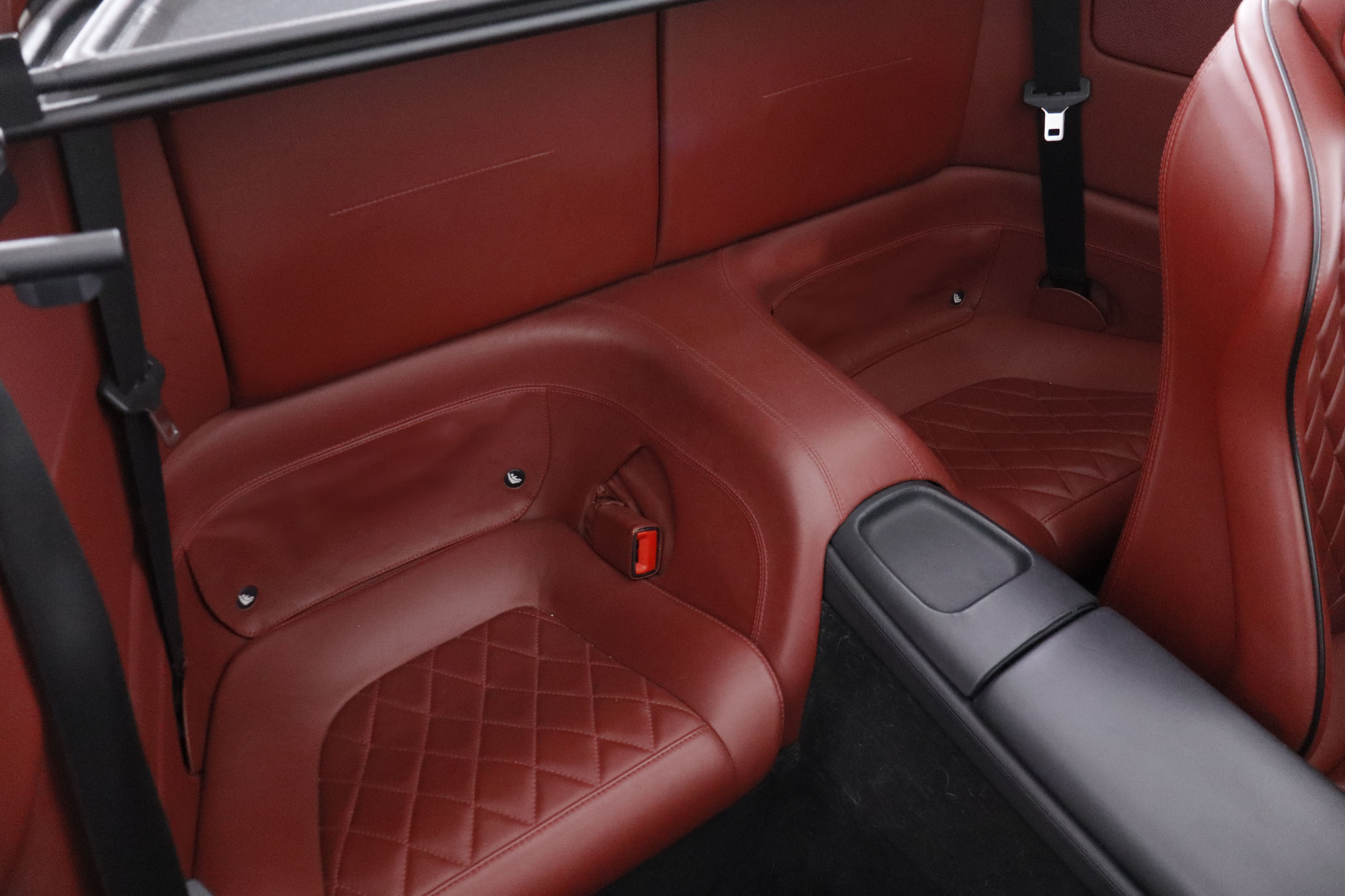 Ferrari CALIFORNIA 4.3 V8 AUTO 490CV 2P # NAVY,CUERO,BIXENON foto 29