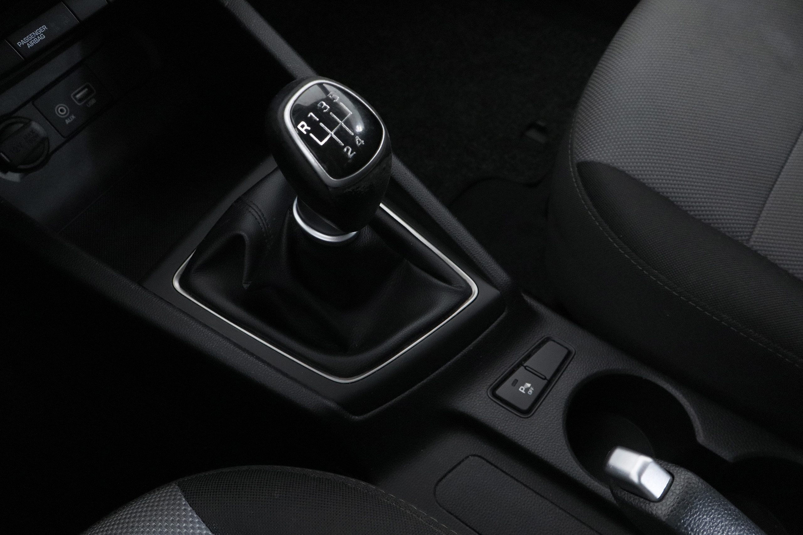 Hyundai I20 COUPE 1.0 T-GDI 100CV 3P # PARKTRONIC, BLUETOOTH foto 18