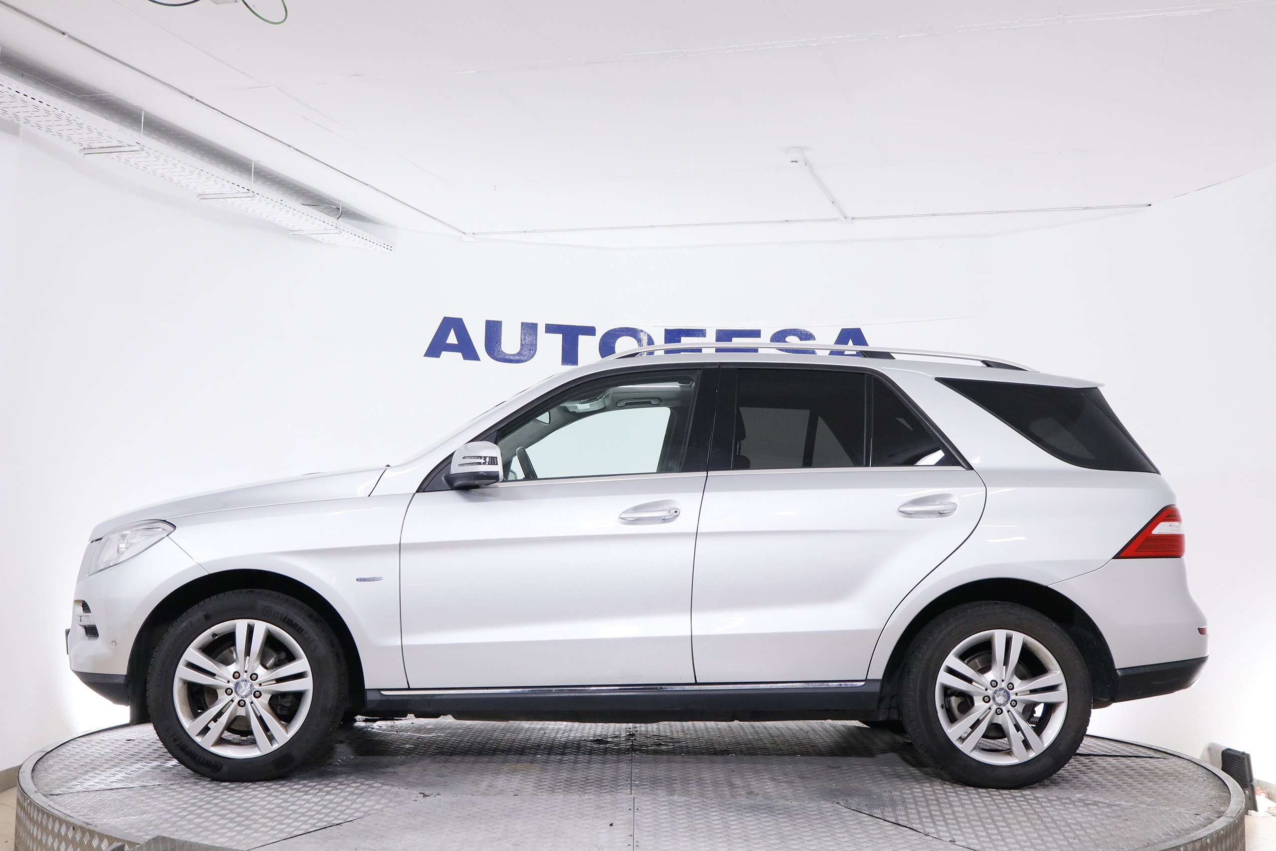 Mercedes-benz CLASE ML 250 EDITION BLUETEC 4MATIC 204CV AUTO 5P S/S # TECHO ELE, NAVY, PARKTRONIC CLASE ML 250 EDITION BLUETEC 4MATIC 204CV AUTO 5P S/S # TECHO ELE, NAVY, PARKTRONIC foto 5