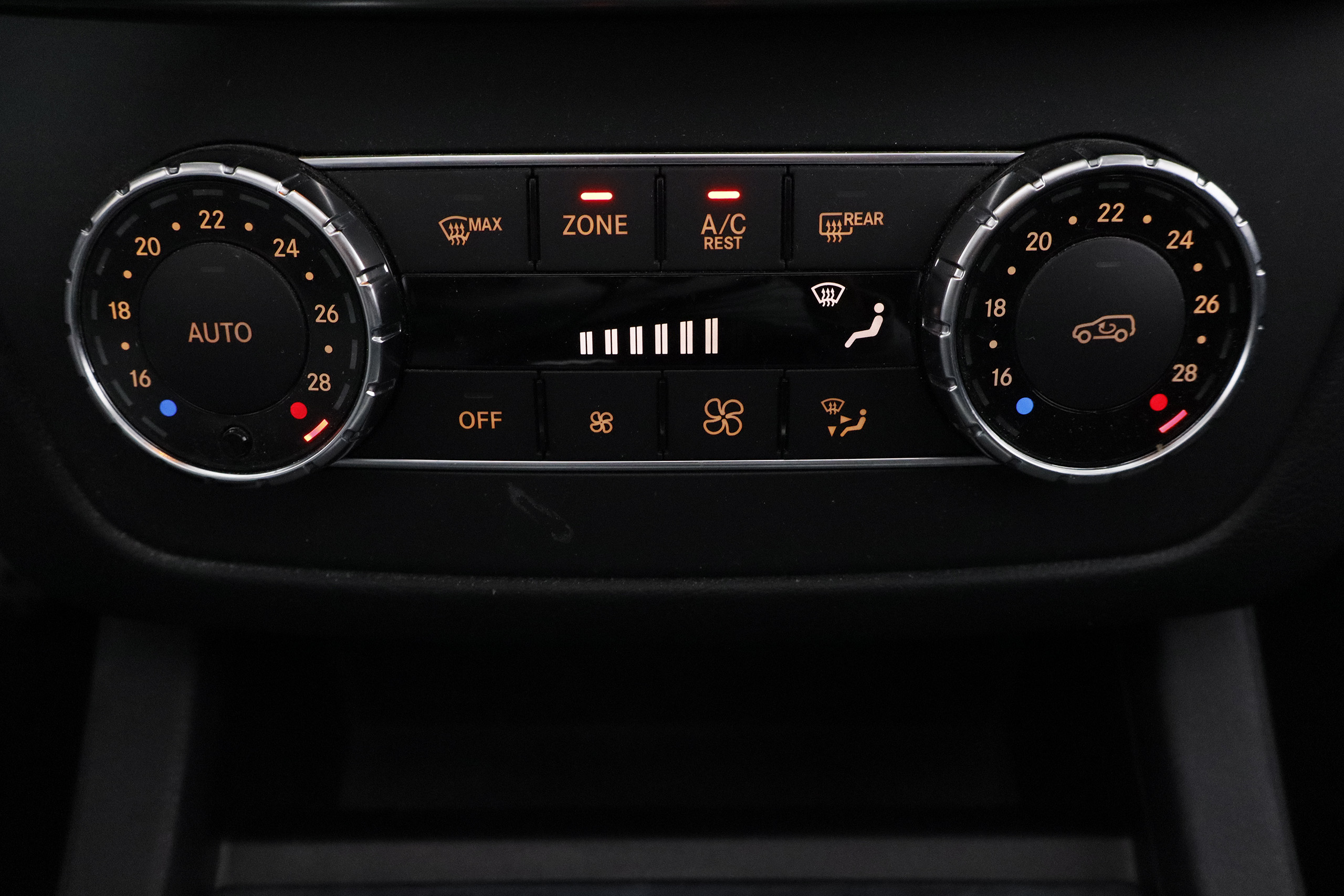 Mercedes-benz CLASE ML 250 EDITION BLUETEC 4MATIC 204CV AUTO 5P S/S # TECHO ELE, NAVY, PARKTRONIC CLASE ML 250 EDITION BLUETEC 4MATIC 204CV AUTO 5P S/S # TECHO ELE, NAVY, PARKTRONIC foto 21