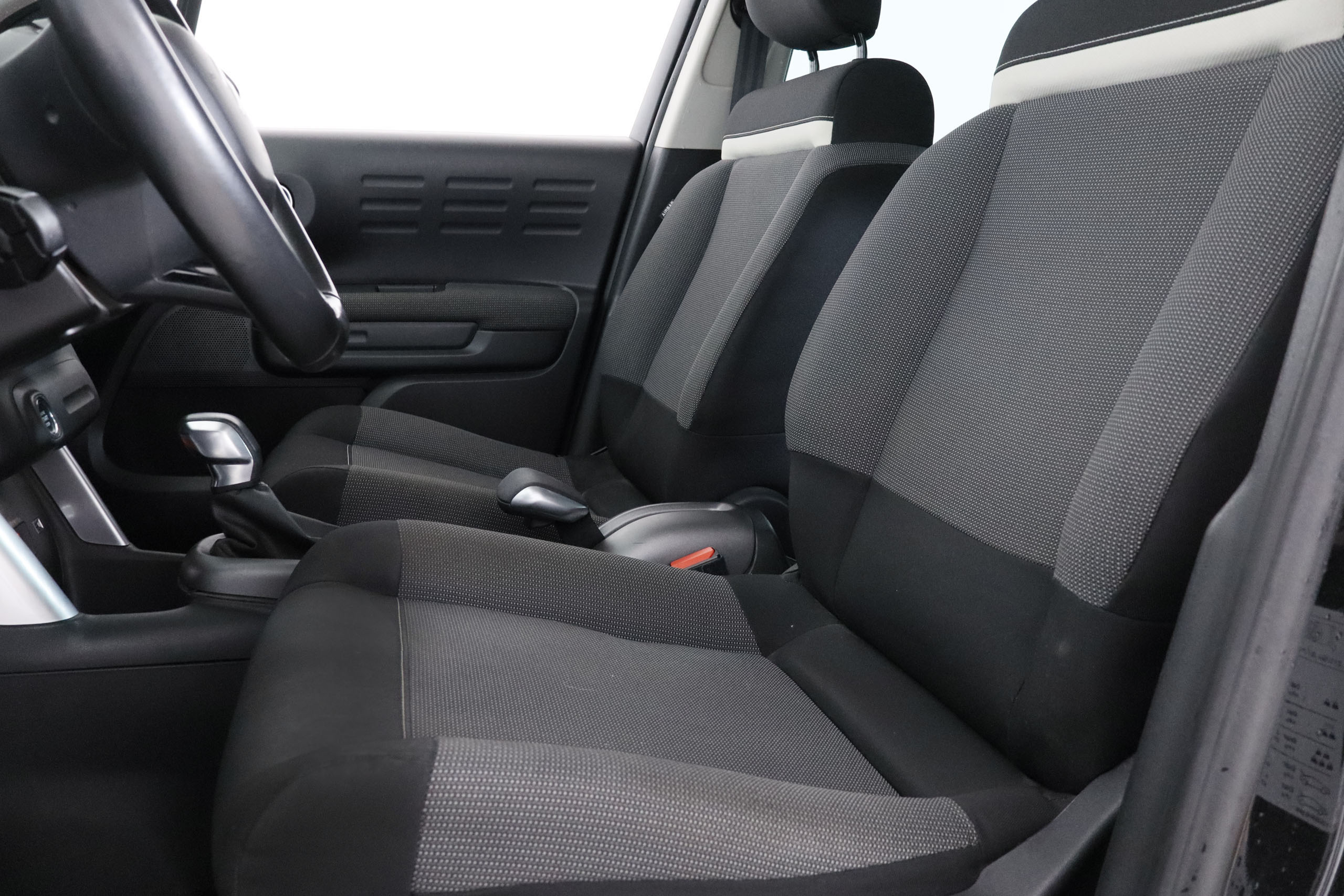 Citroen C3 AIRCROSS 1.5 HDI 120CV SHINE AUTO # NAVY,PARKTRONIC,CAMARA TRASERA 1.5 HDI 120CV SHINE AUTO # NAVY,PARKTRONIC,CAMARA TRASERA foto 25