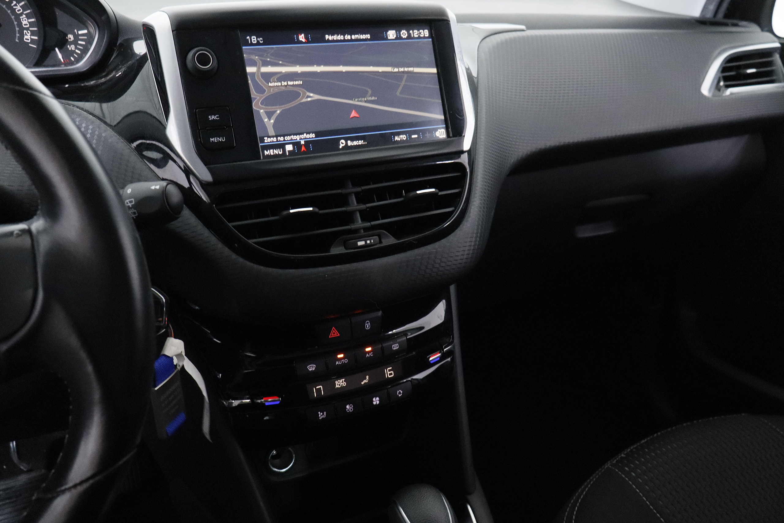 Peugeot 208 1.2 110CV ALLURE AUTO 5P S/S # NAVY foto 18