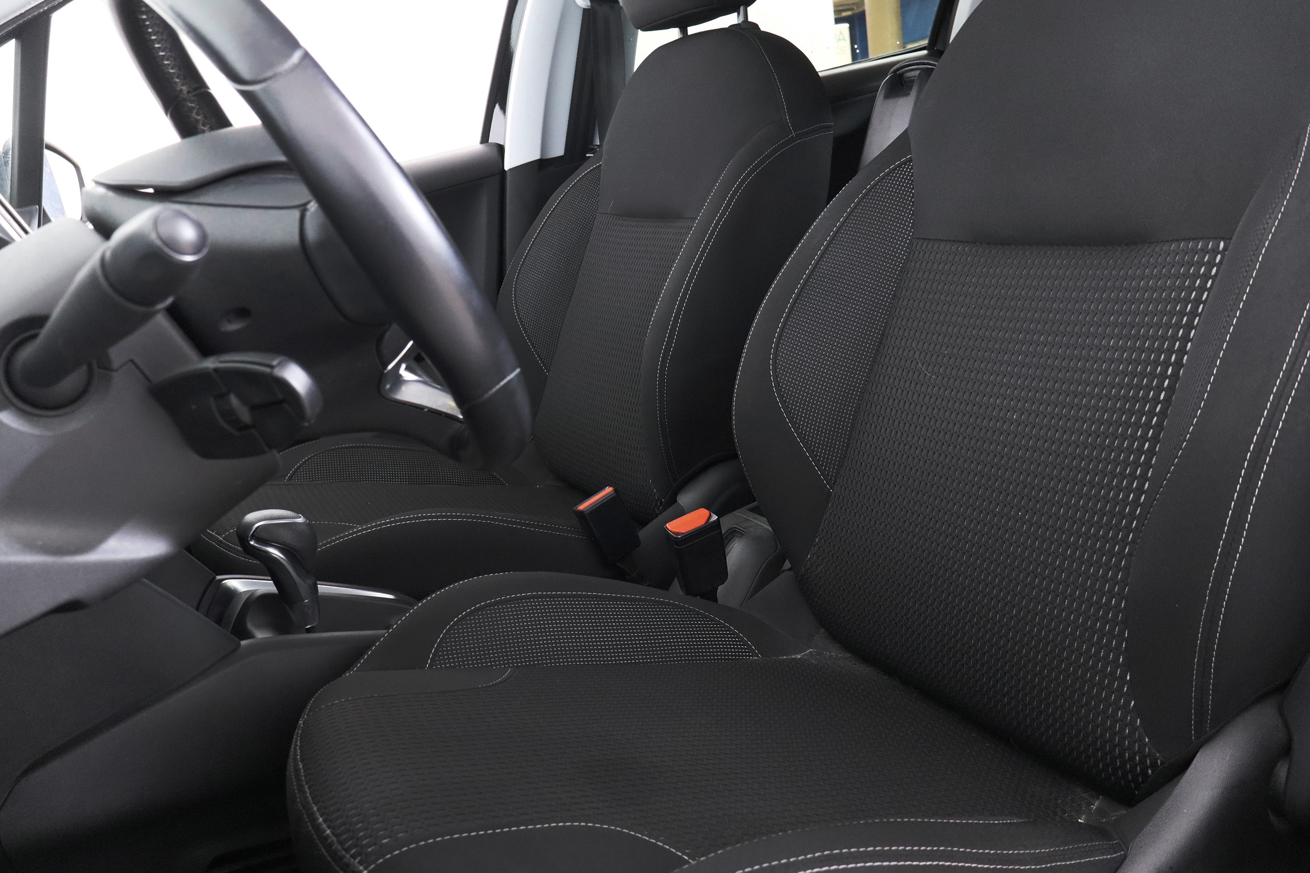 Peugeot 208 1.2 110CV ALLURE AUTO 5P S/S # NAVY foto 21