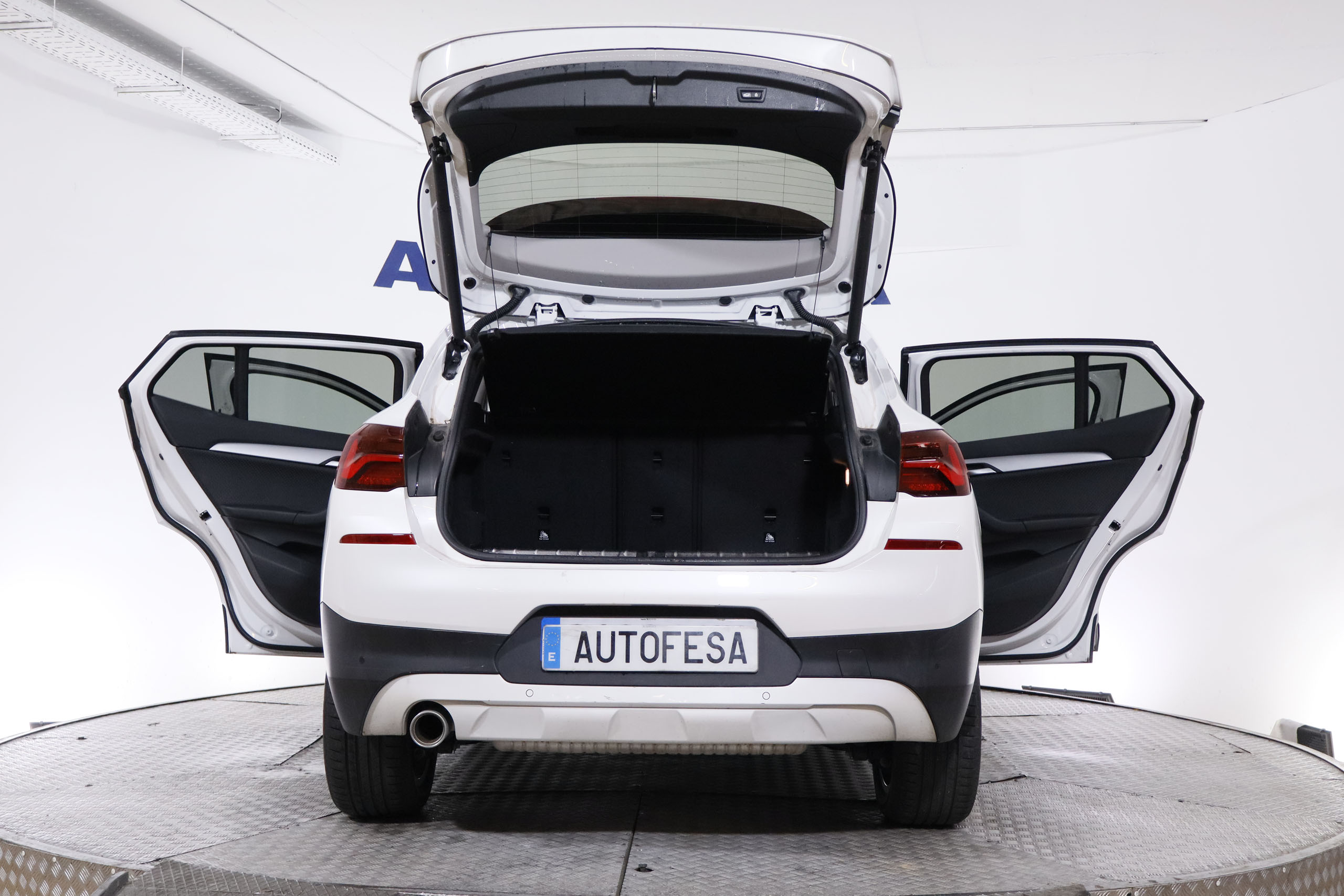 BMW X2 SDRIVE 18I AUTO 140CV 5P foto 11