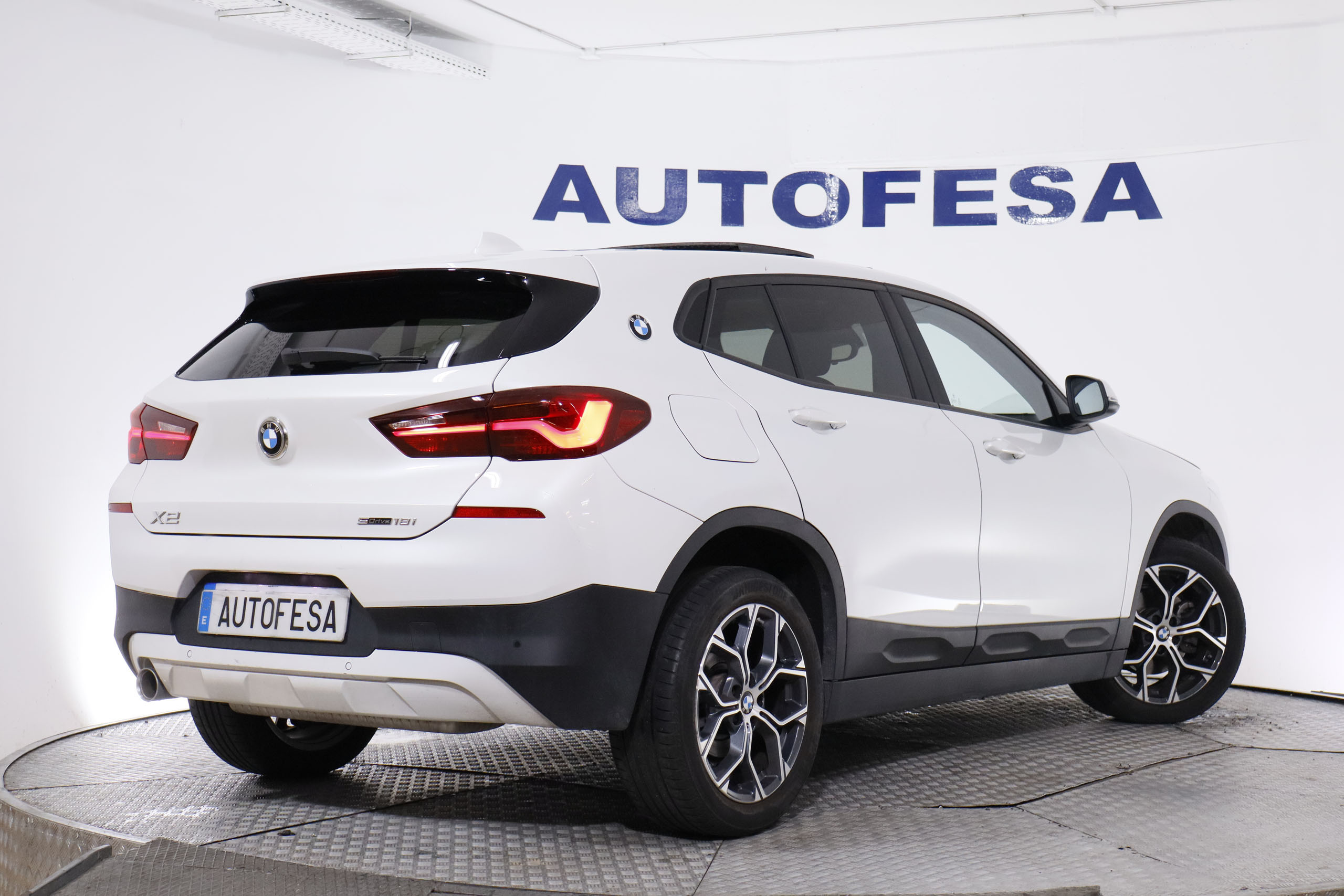 BMW X2 SDRIVE 18I AUTO 140CV 5P foto 6