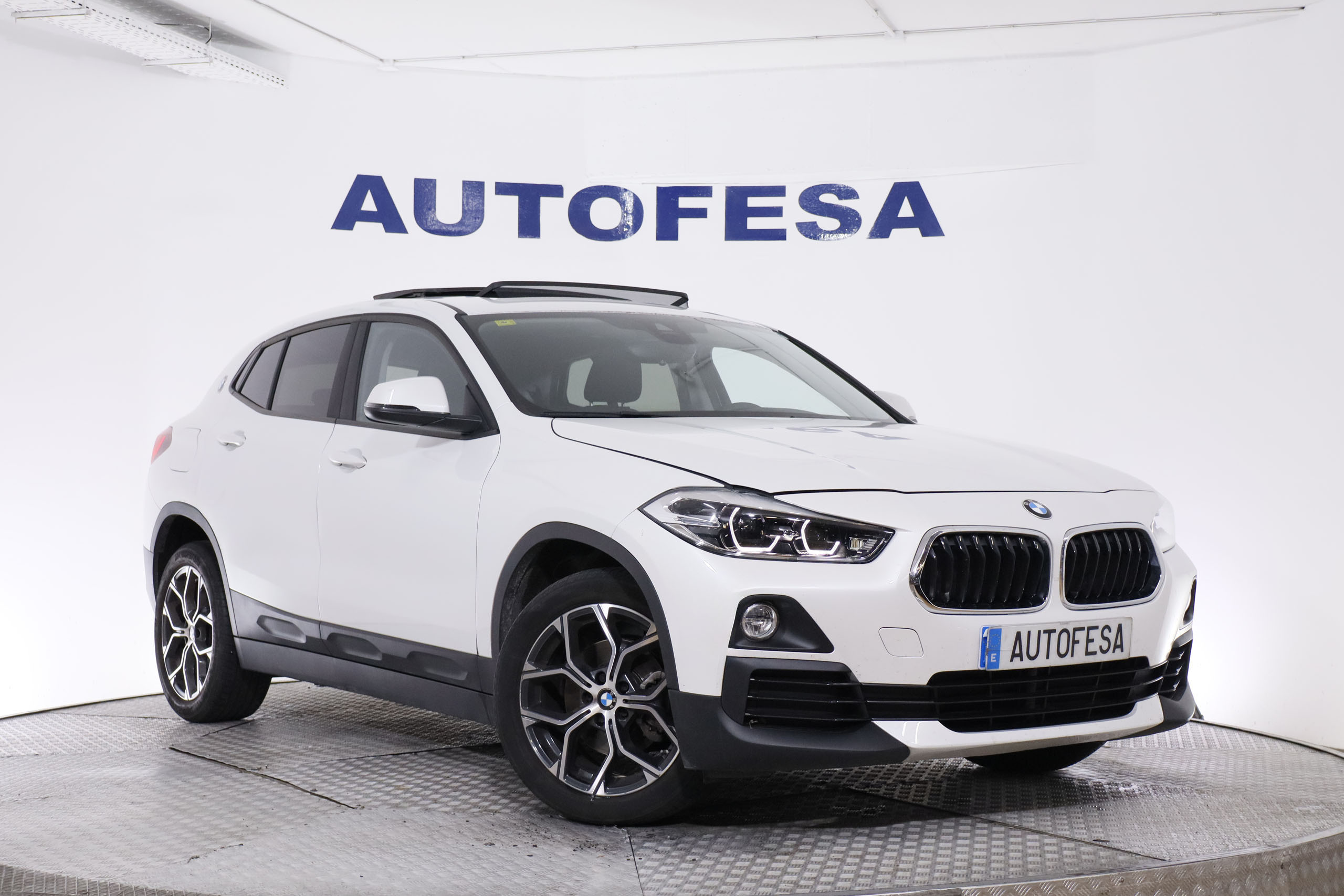 BMW X2 SDRIVE 18I AUTO 140CV 5P foto 3