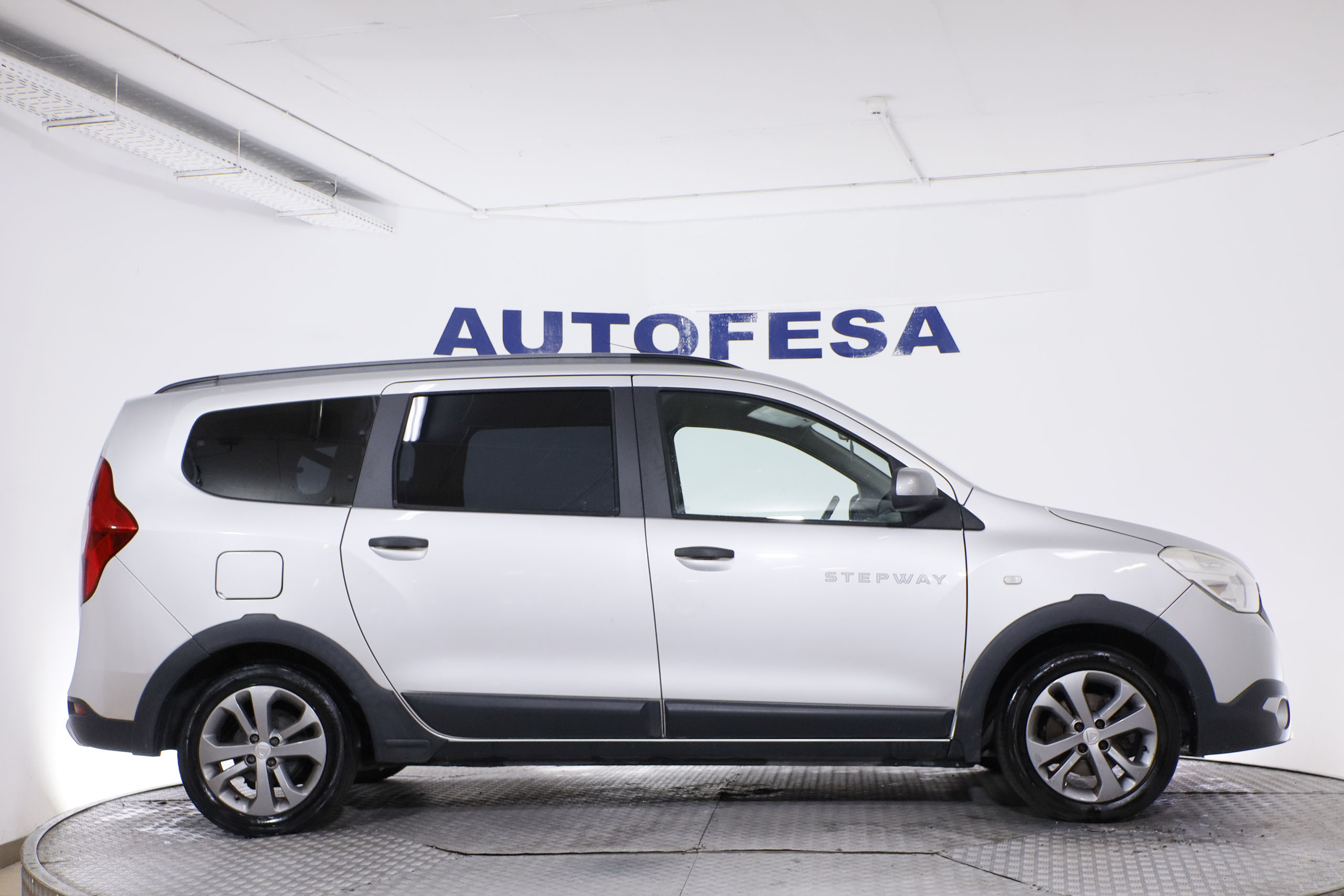 Dacia LODGY TCE STEPWAY 115CV 7 PLAZAS 5P # PARKTRONIC LODGY TCE STEPWAY 115CV 7 PLAZAS 5P # PARKTRONIC foto 10