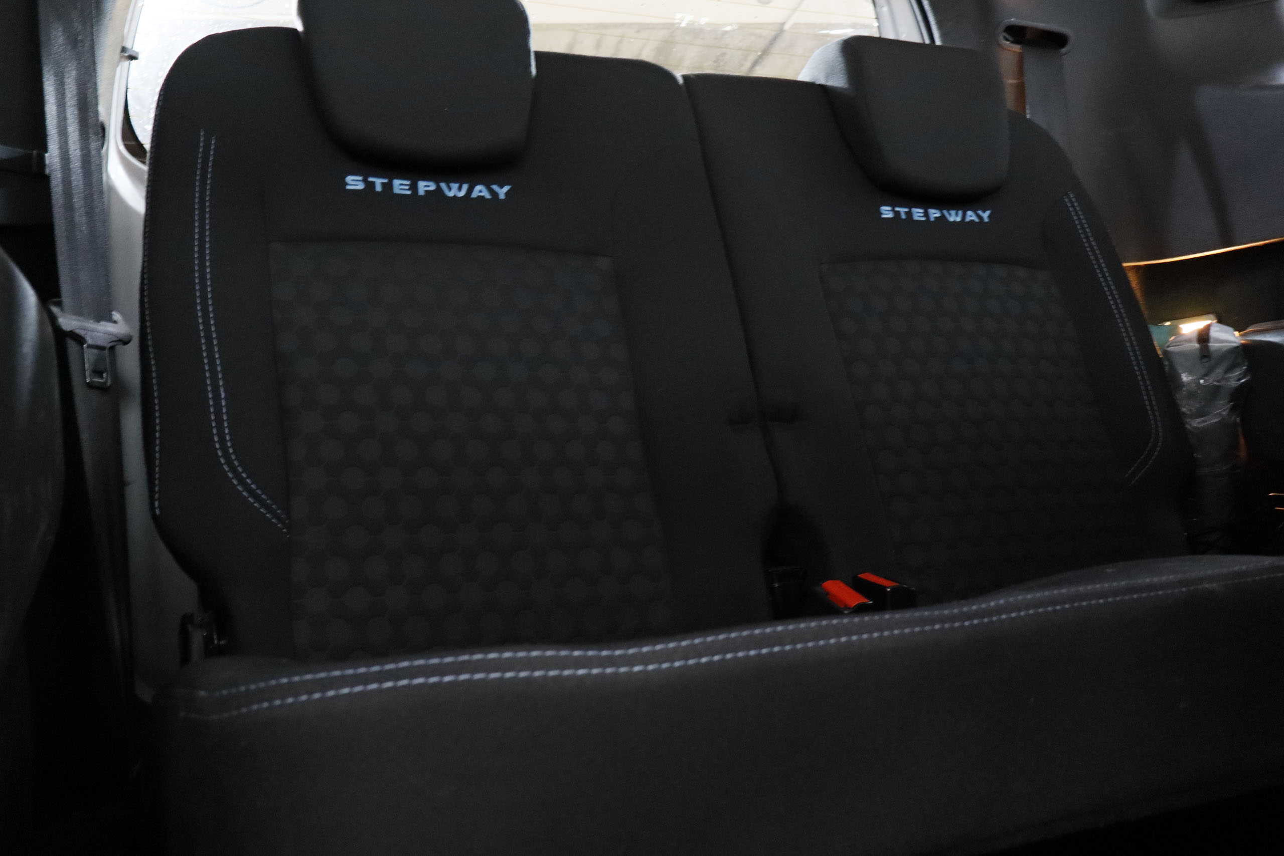 Dacia LODGY TCE STEPWAY 115CV 7 PLAZAS 5P # PARKTRONIC LODGY TCE STEPWAY 115CV 7 PLAZAS 5P # PARKTRONIC foto 22