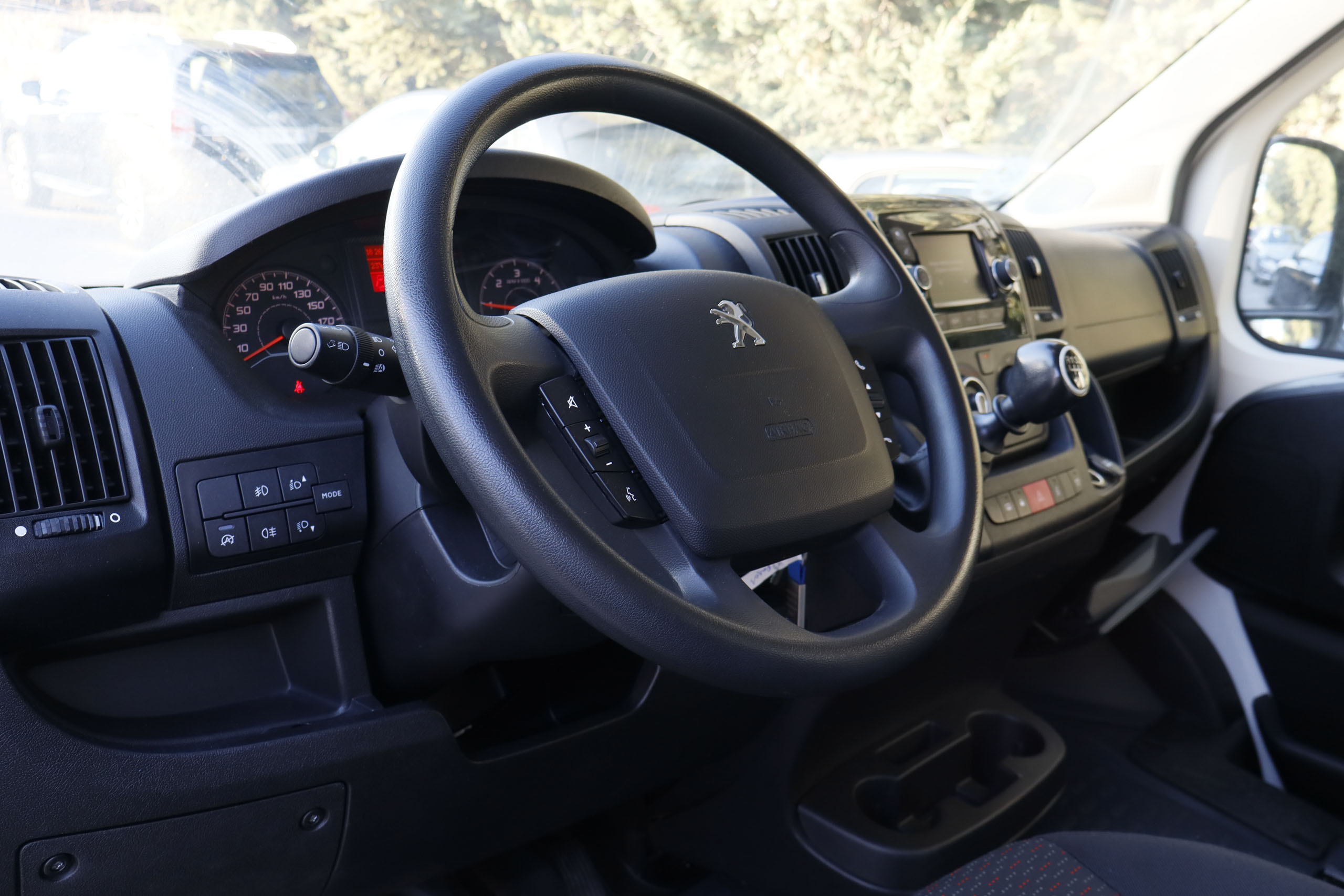 Peugeot Boxer 435 L2S BLUEHDI 140CV 2P # IVA DEDUCIBLE,NAVY foto 14