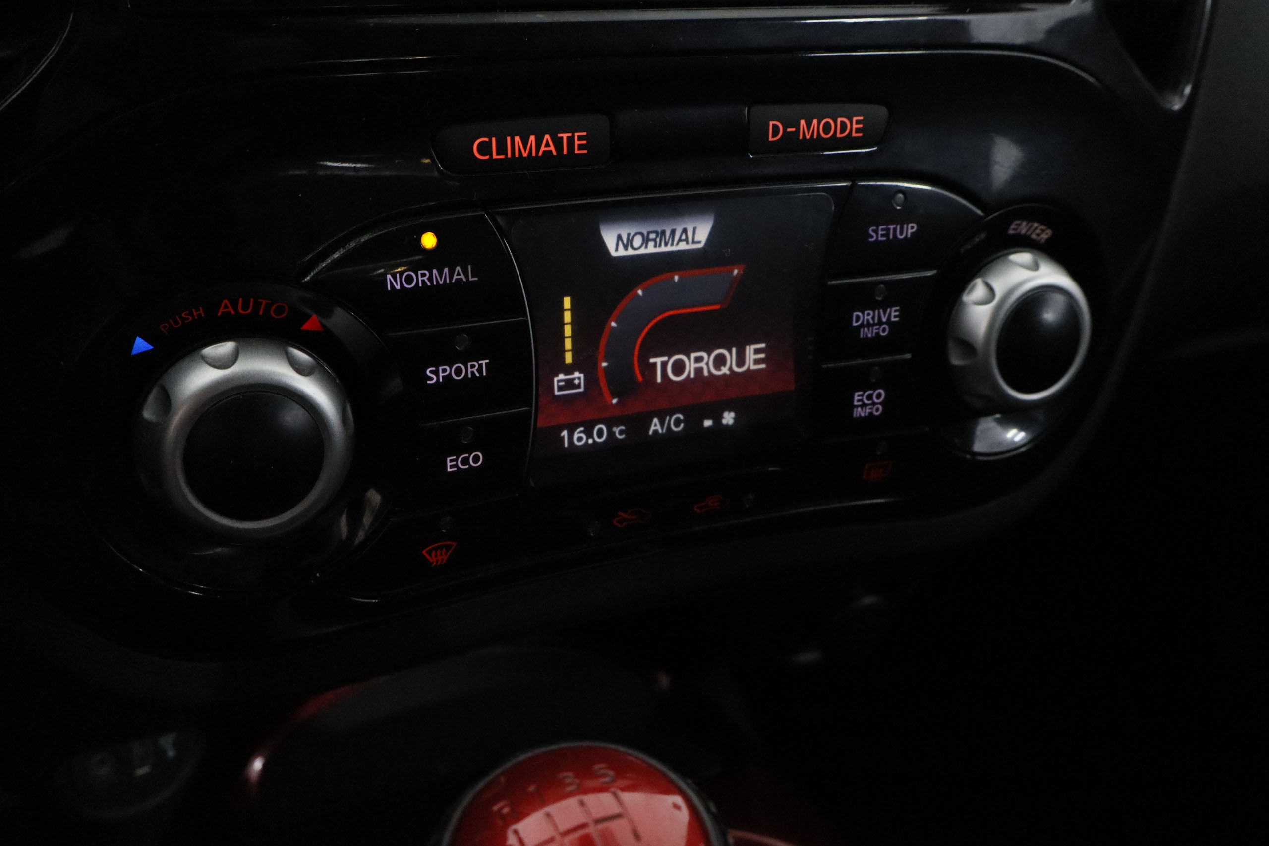 Nissan Juke JUKE 1.5 DCI 110CV TEKNA 5P # NAVY,CAMARA TRASERA foto 15