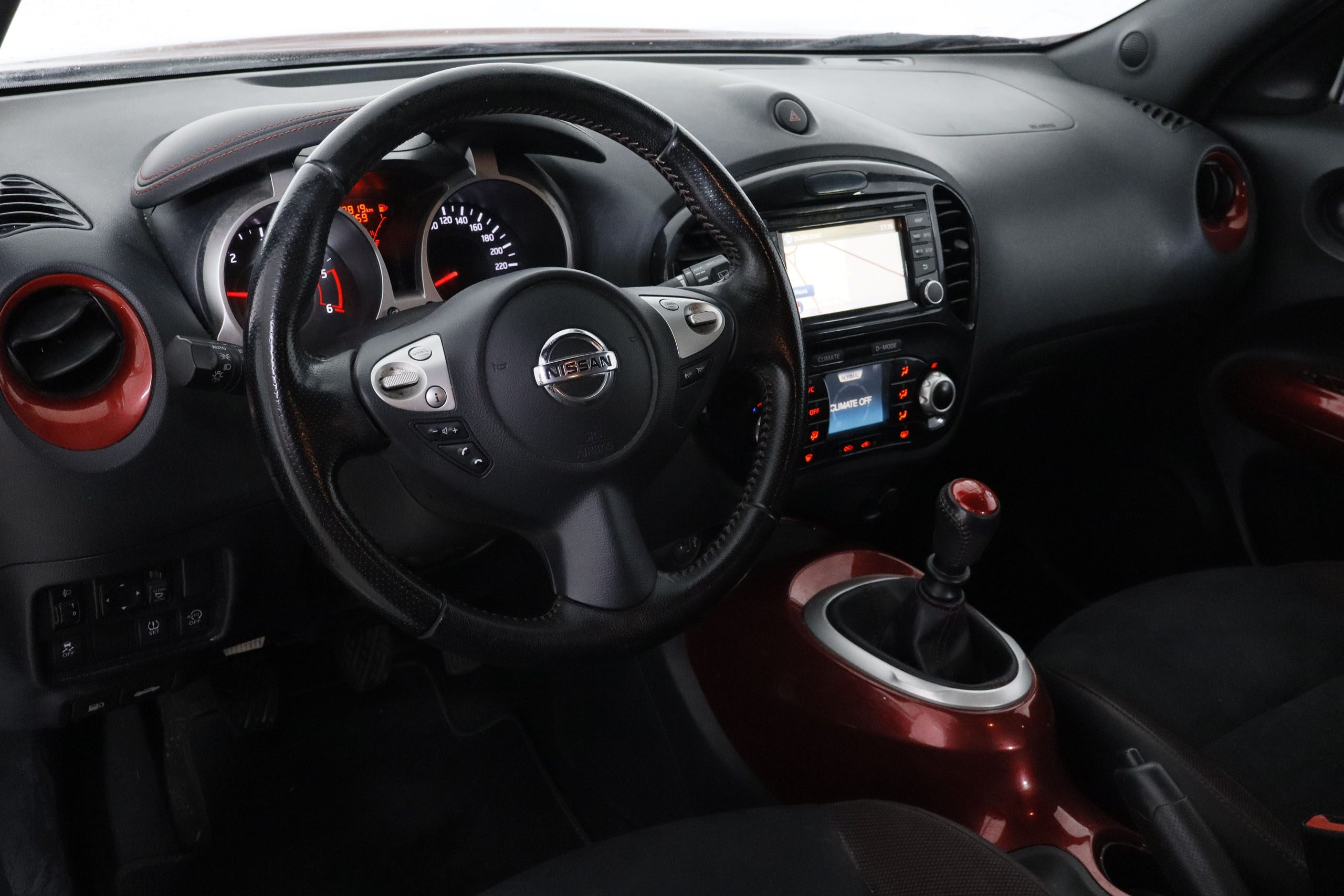 Nissan Juke JUKE 1.5 DCI 110CV TEKNA 5P # NAVY,CAMARA TRASERA foto 13