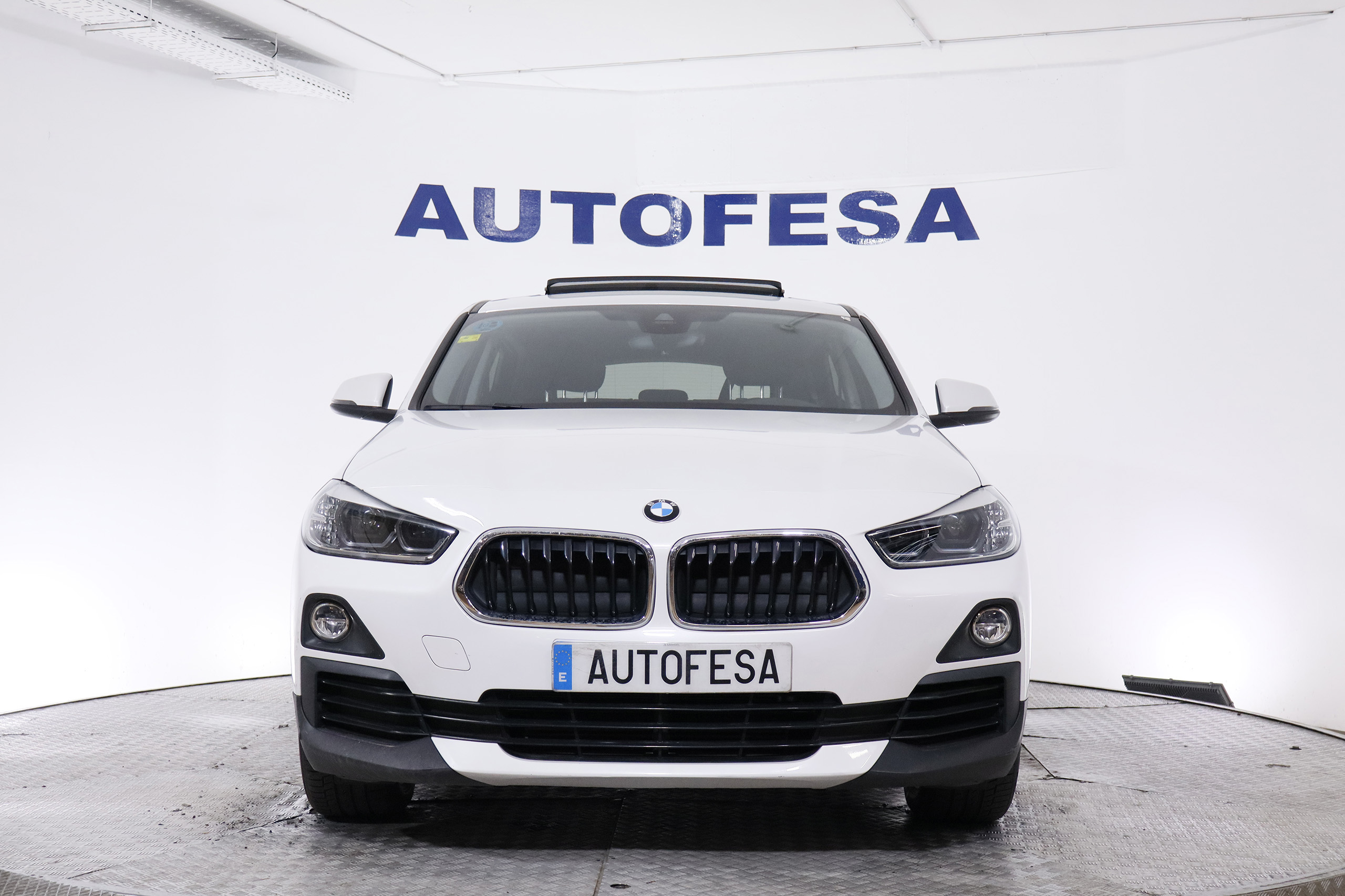 BMW X2 SDRIVE 18I 140CV  AUTO 5P S/S # IVA DEDUCIBLE, TECHO ELE PANORAMICO, NAVY, FAROS LED foto 2