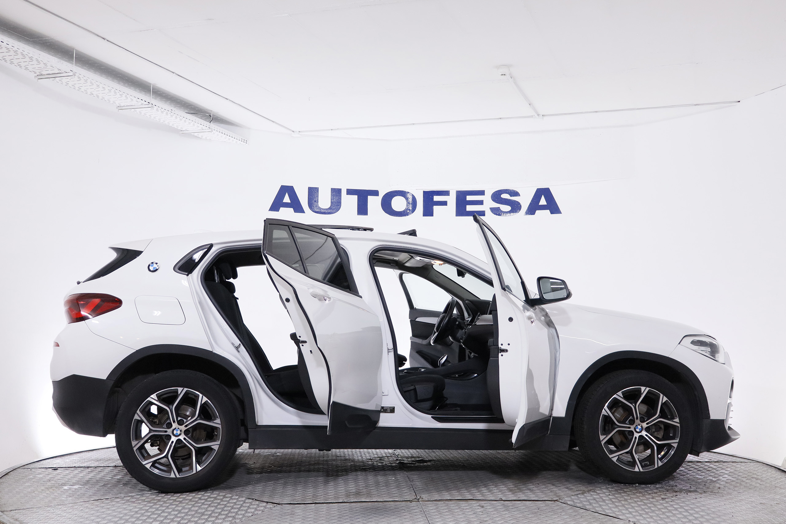 BMW X2 SDRIVE 18I 140CV  AUTO 5P S/S # IVA DEDUCIBLE, TECHO ELE PANORAMICO, NAVY, FAROS LED foto 11