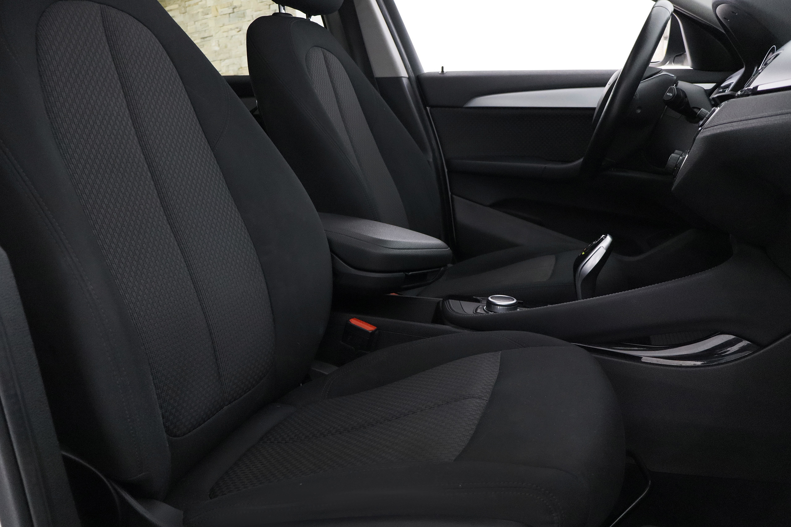 BMW X2 SDRIVE 18I 140CV  AUTO 5P S/S # IVA DEDUCIBLE, TECHO ELE PANORAMICO, NAVY, FAROS LED foto 26