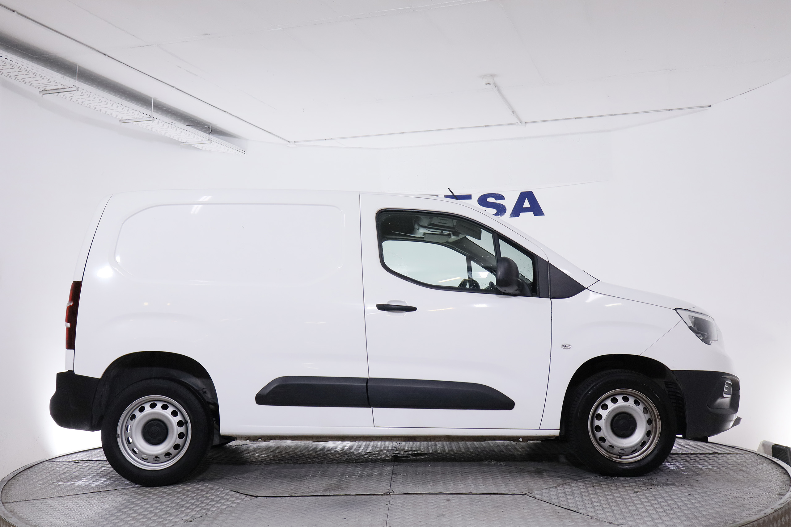 Opel Combo CARGO EXPRESS 1.5 TD 1000 KG 100CV 3P S/S # IVA DEDUCIBLE, BLUETOOTH foto 10